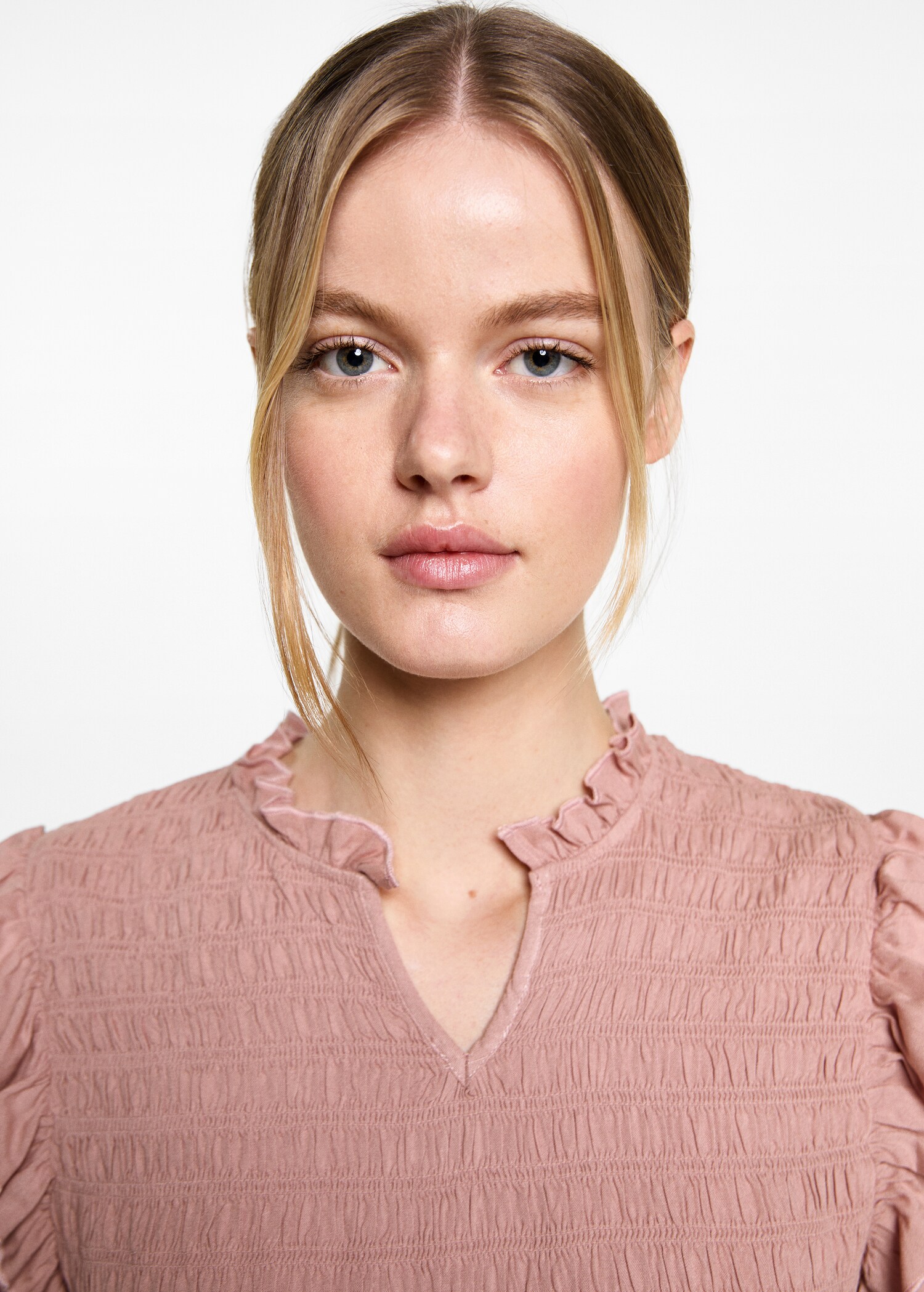 Ruched blouse with ruffles - Details of the article 1