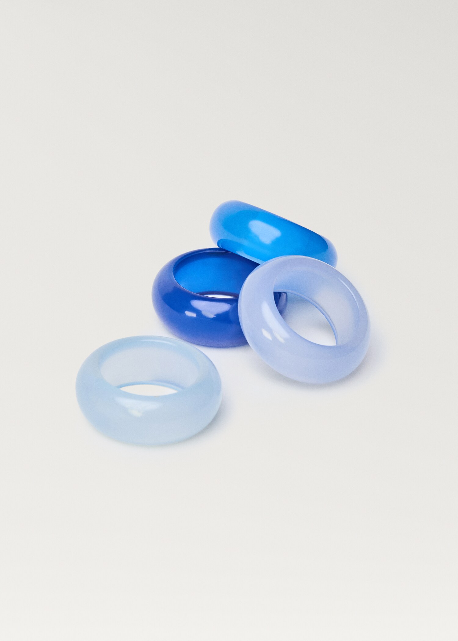 Resin napkin rings - Details of the article 1