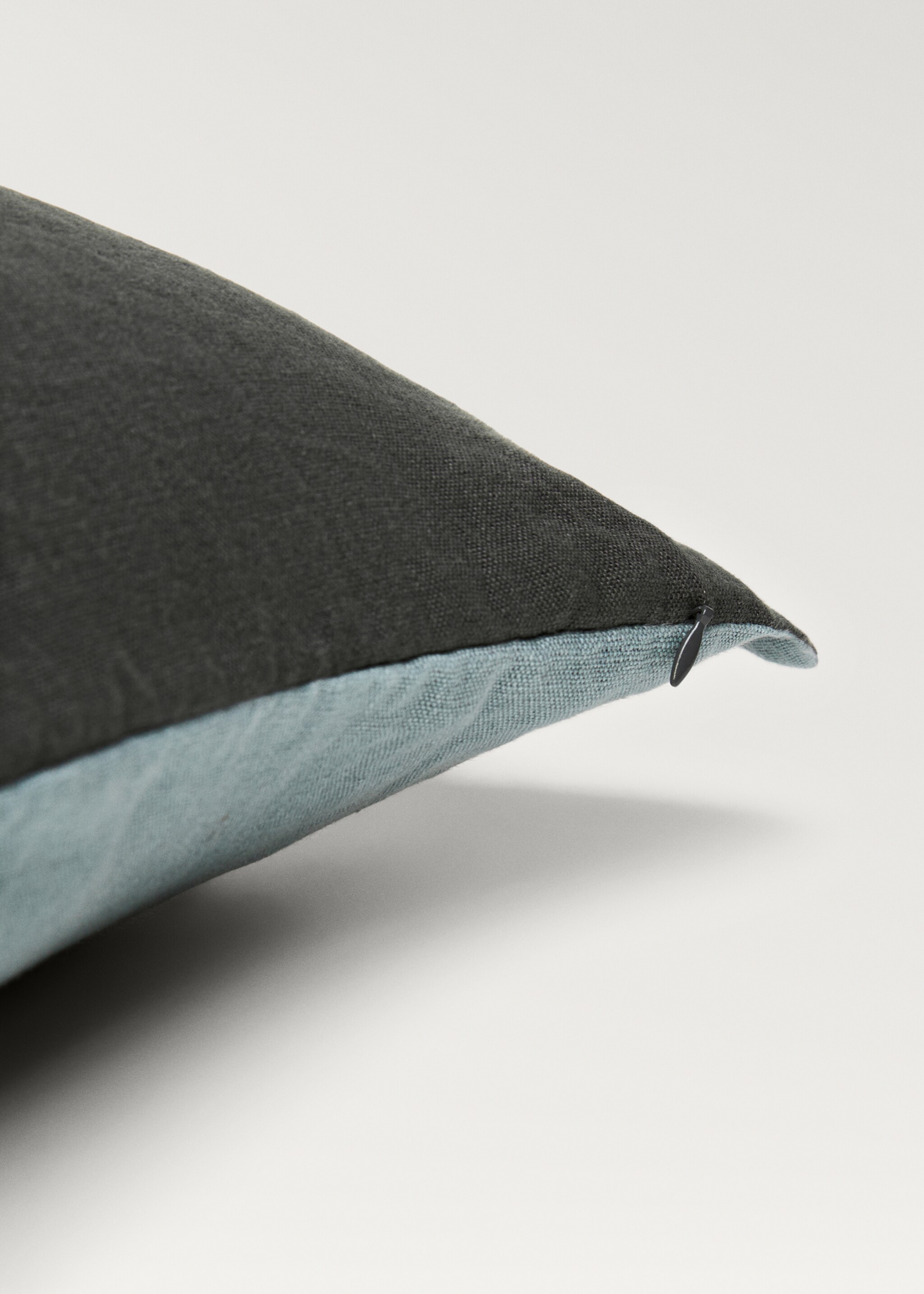 Cushion case lauro - Details of the article 2