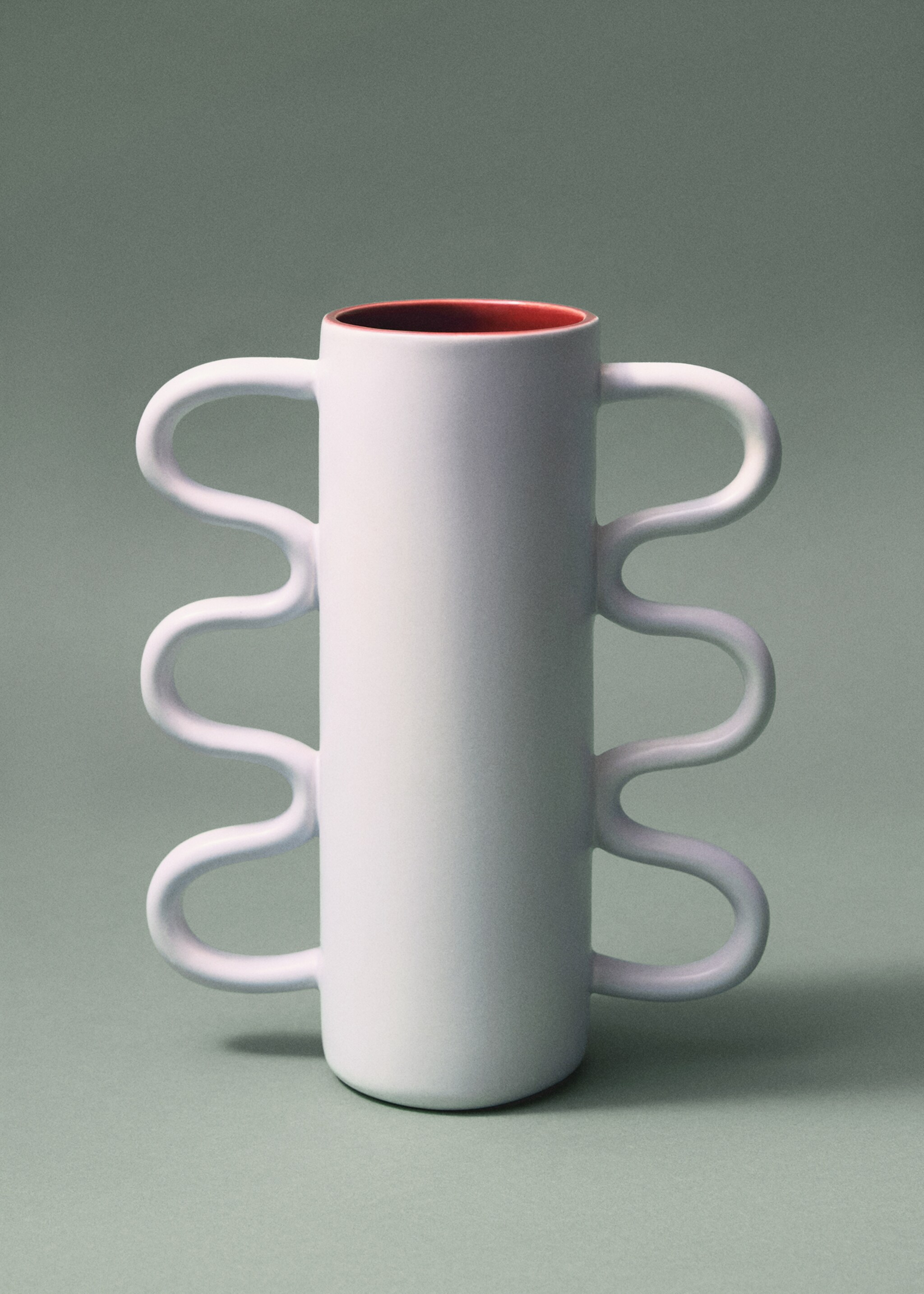 China vase with big wave and handles - Details of the article 8
