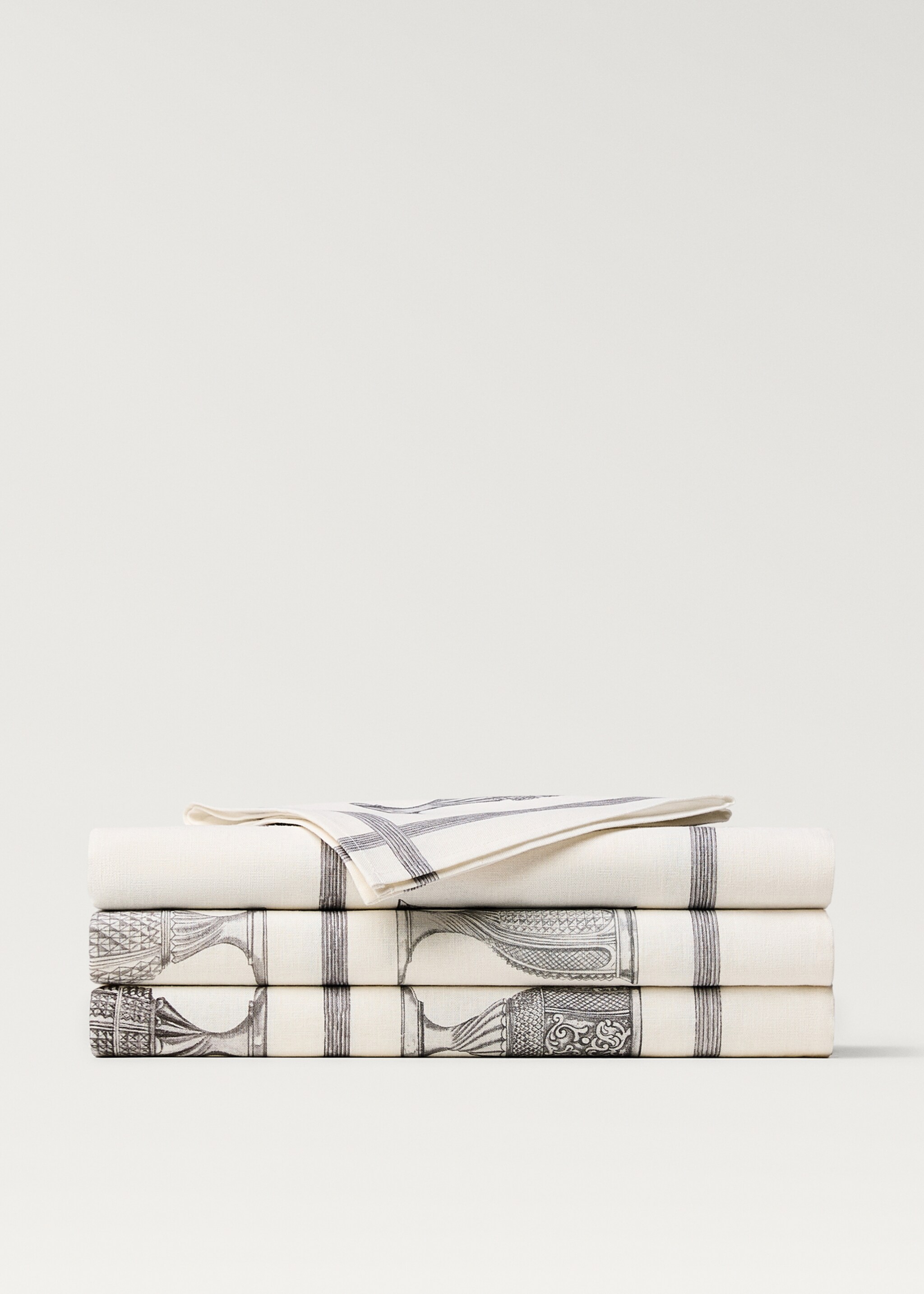 Linen-cotton tablecloth with glass print for 6 to 8 diners - Article without model