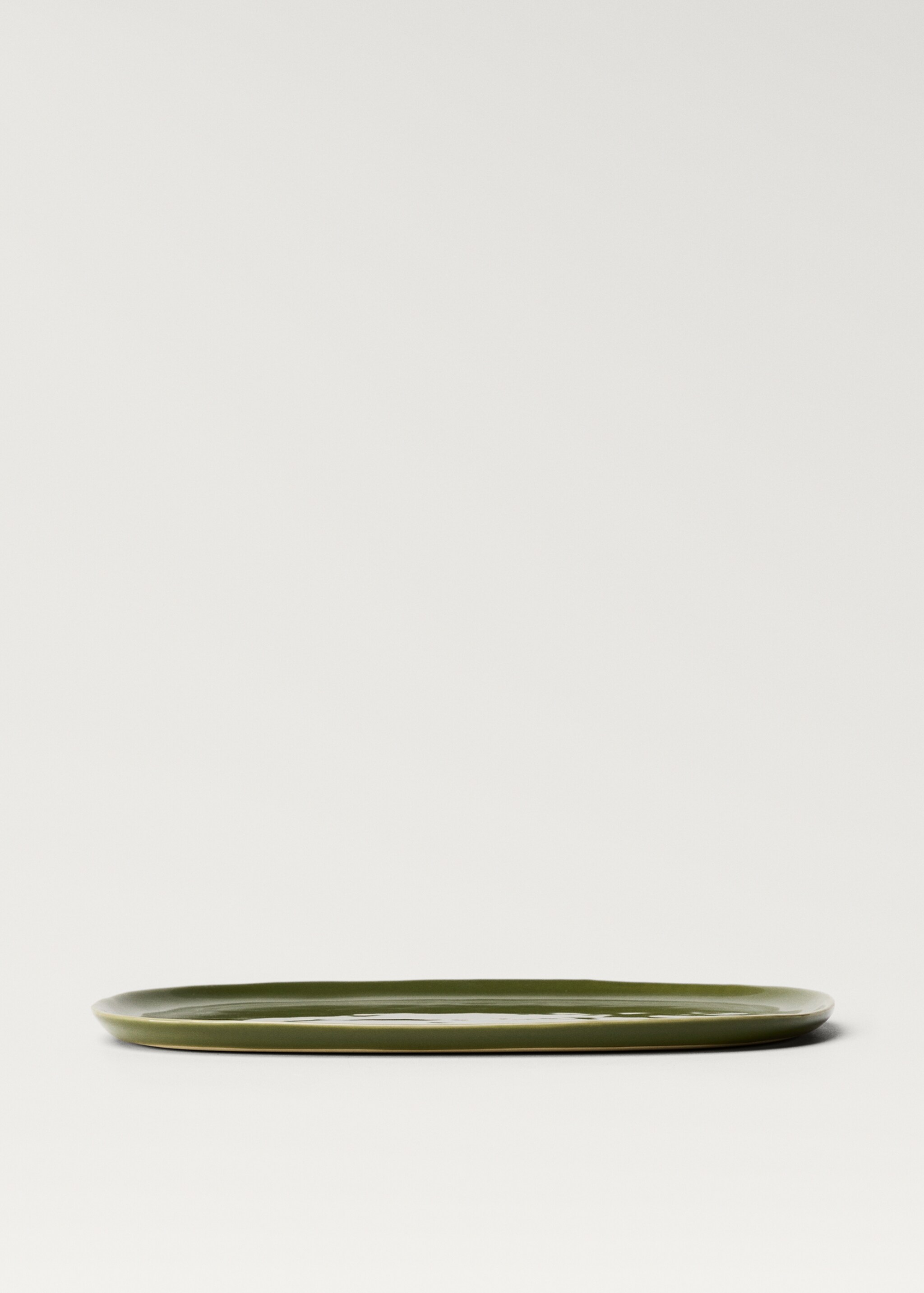 Large stoneware serving dish with plain design - Details of the article 1