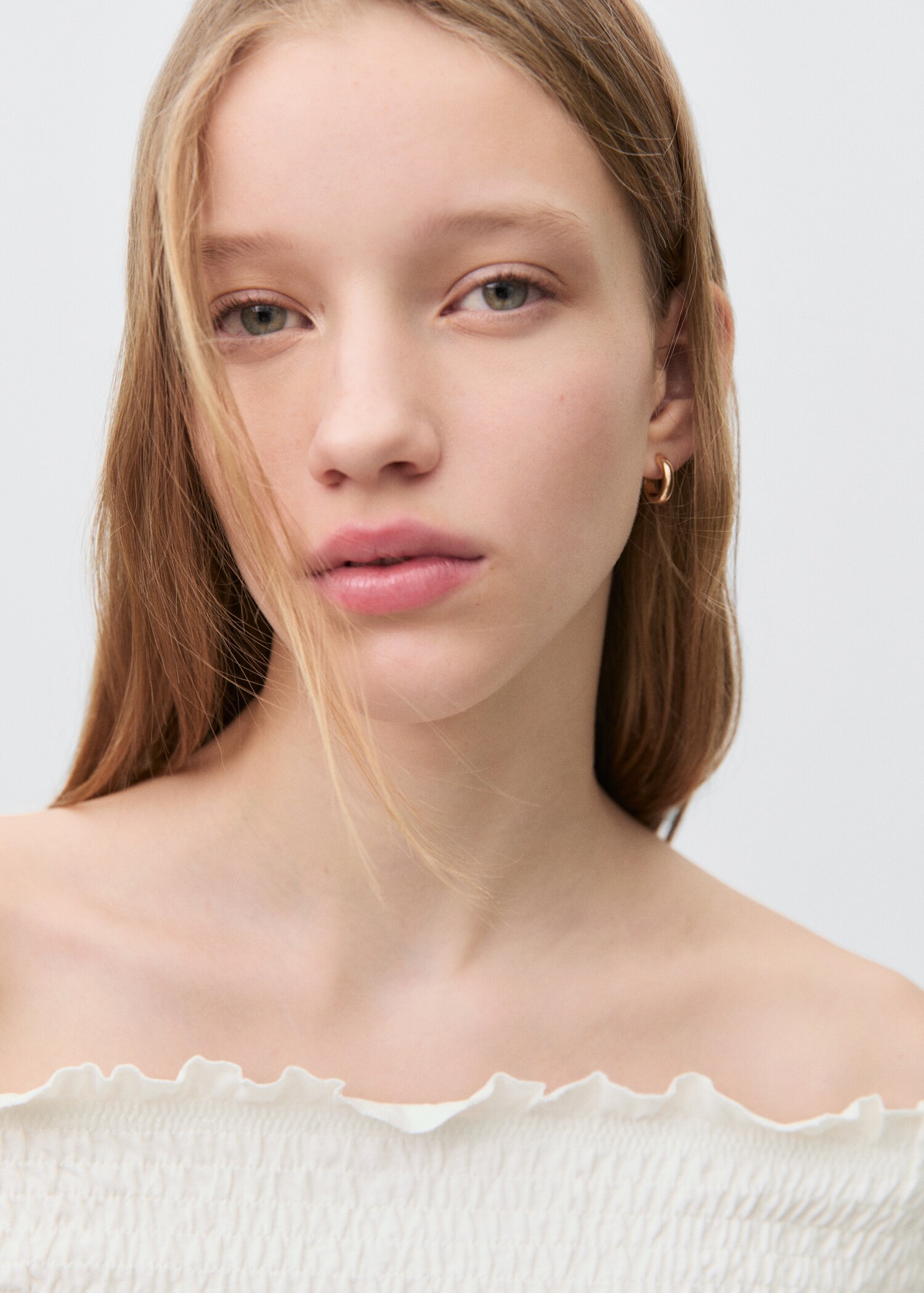 Ruched strapless top - Details of the article 1