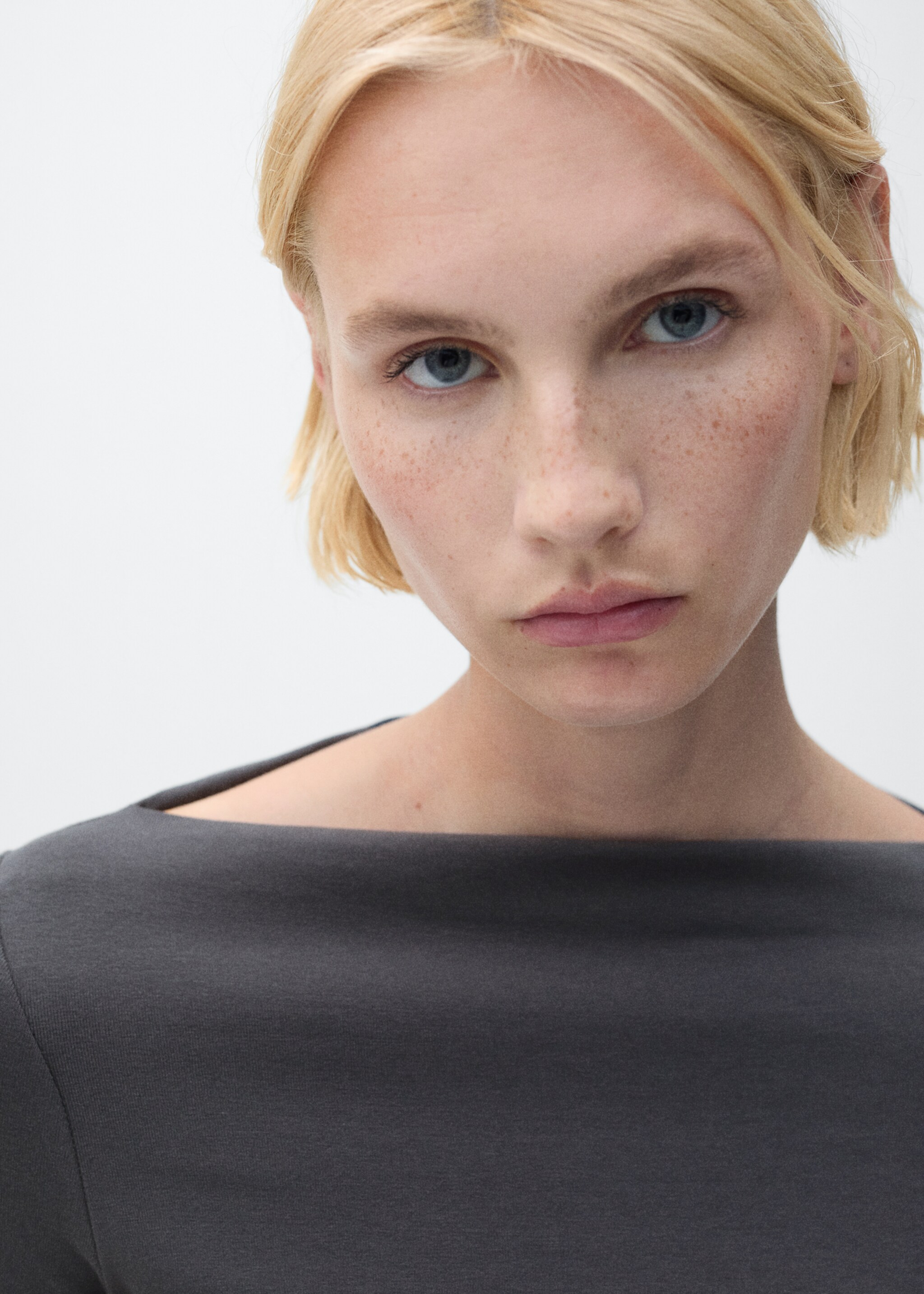 Cotton boat neck t-shirt - Details of the article 1