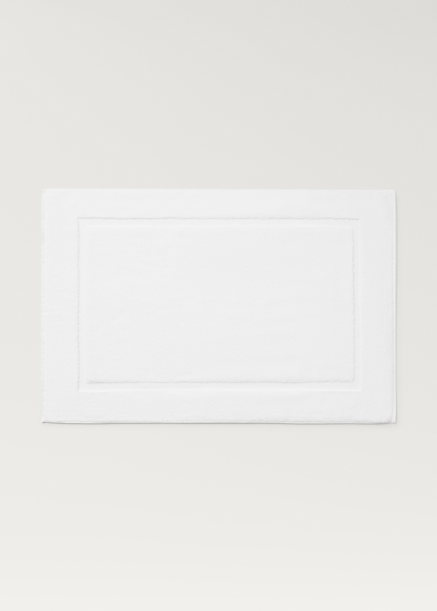Soft cotton bath mat - Article without model