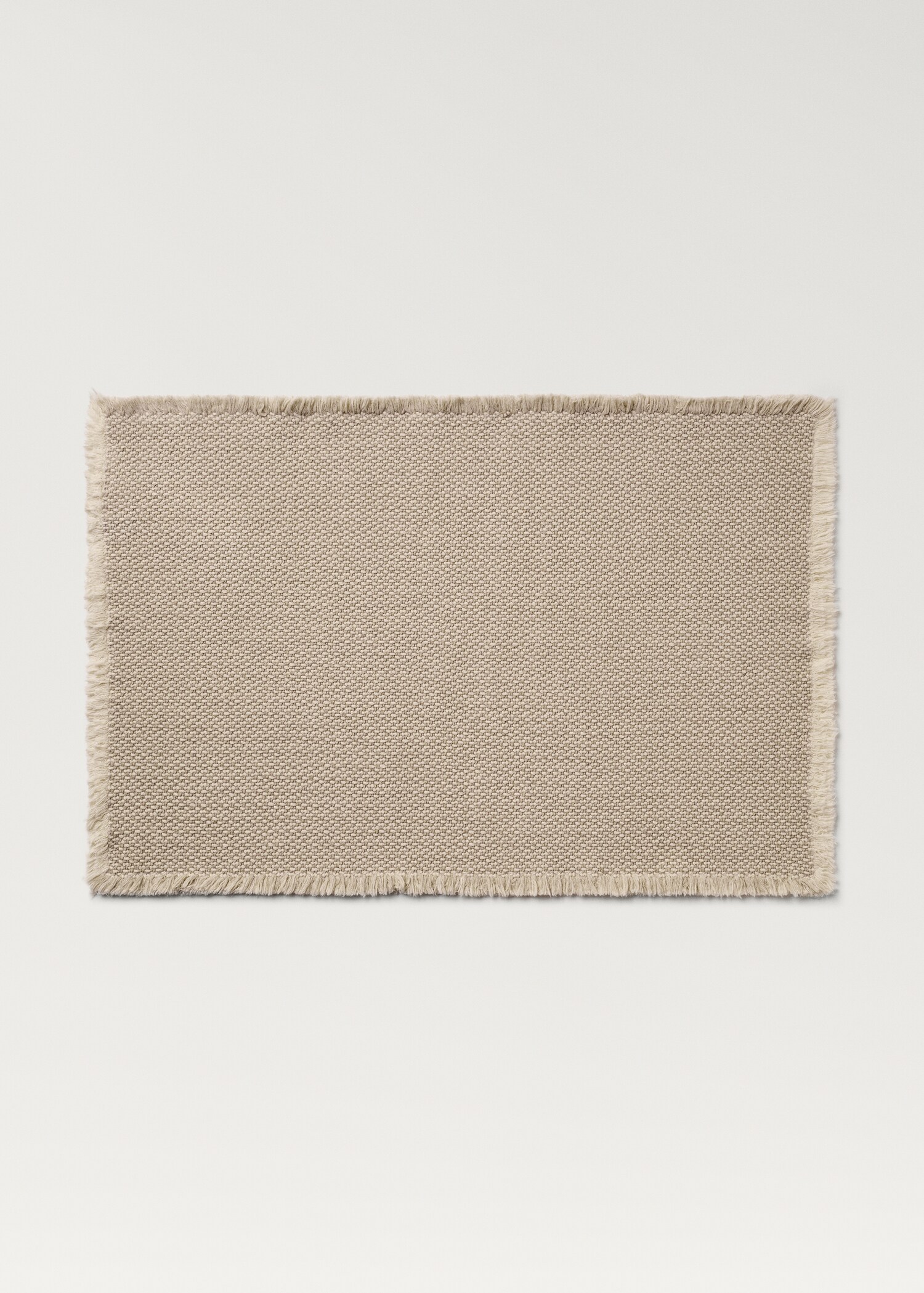 Cotton linen bathroom rug with fringes - Home | MANGO United Kingdom