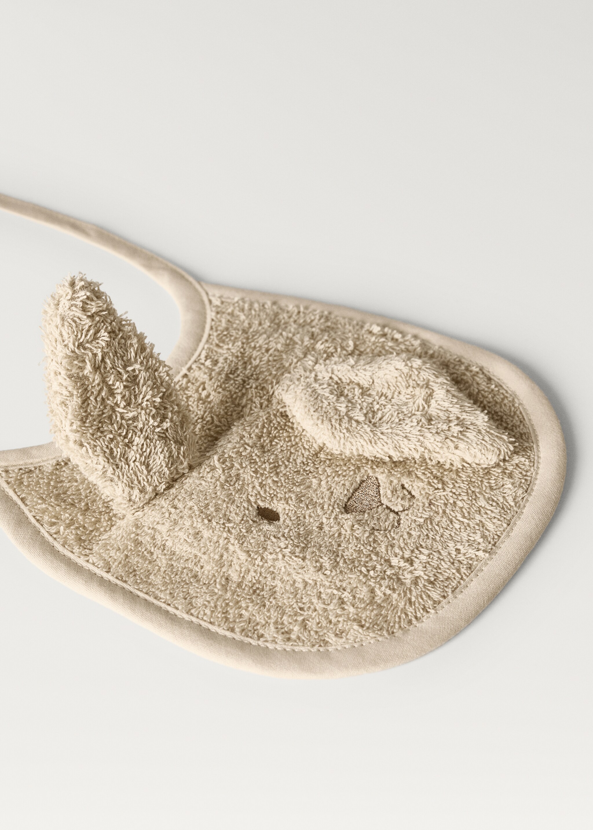 Children's bib with ears - Details of the article 1