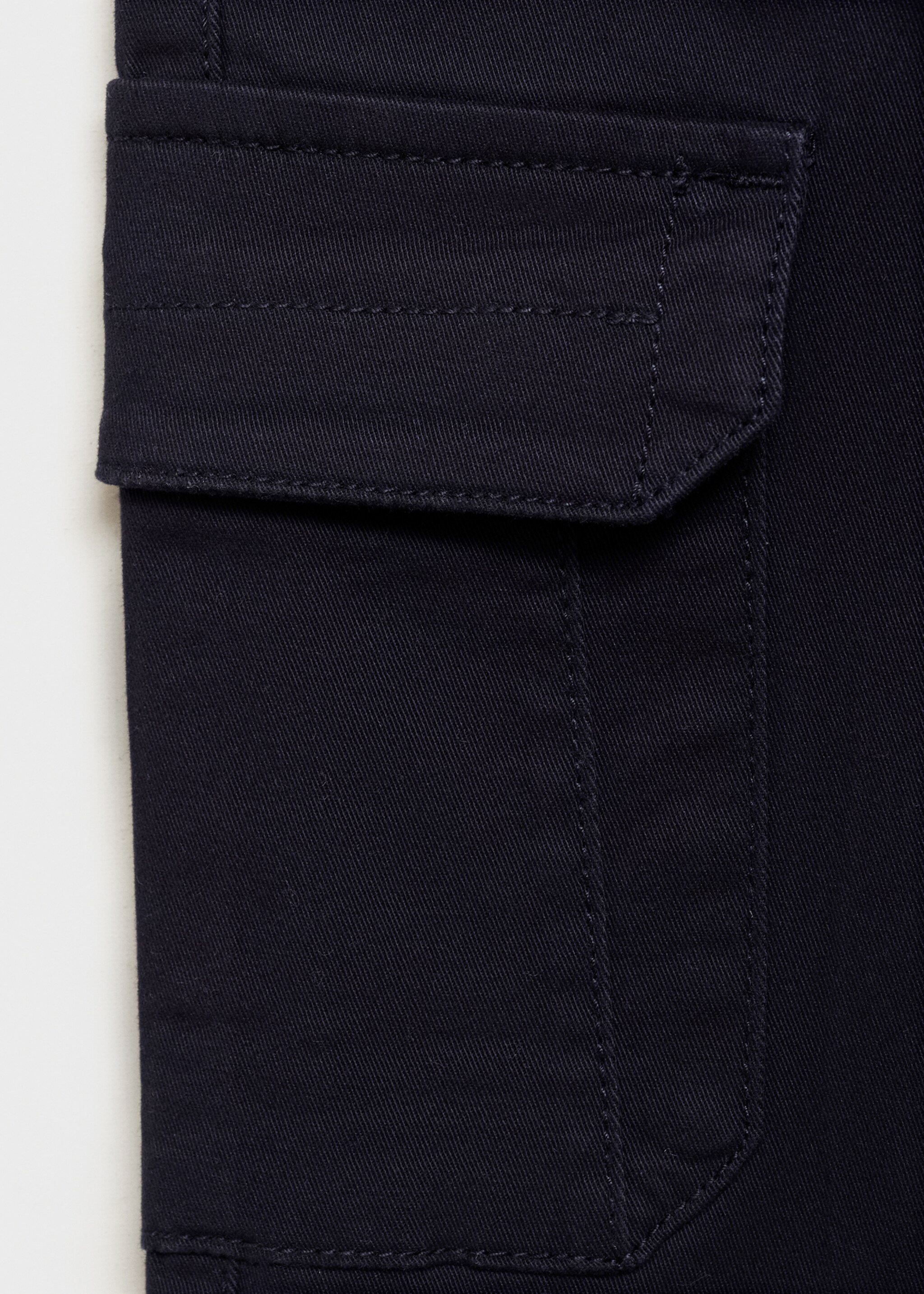 Cargo trousers - Details of the article 0