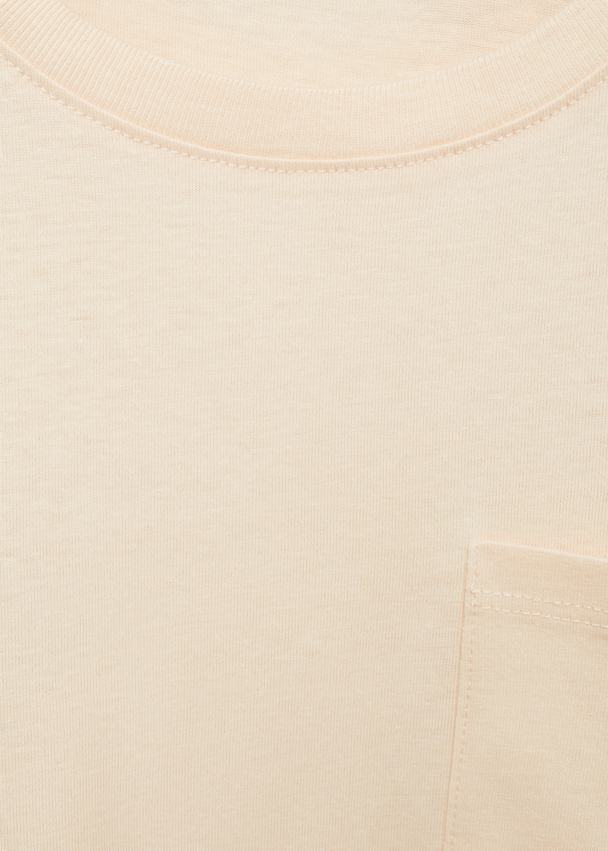 Patch pocket T-shirt - Details of the article 8