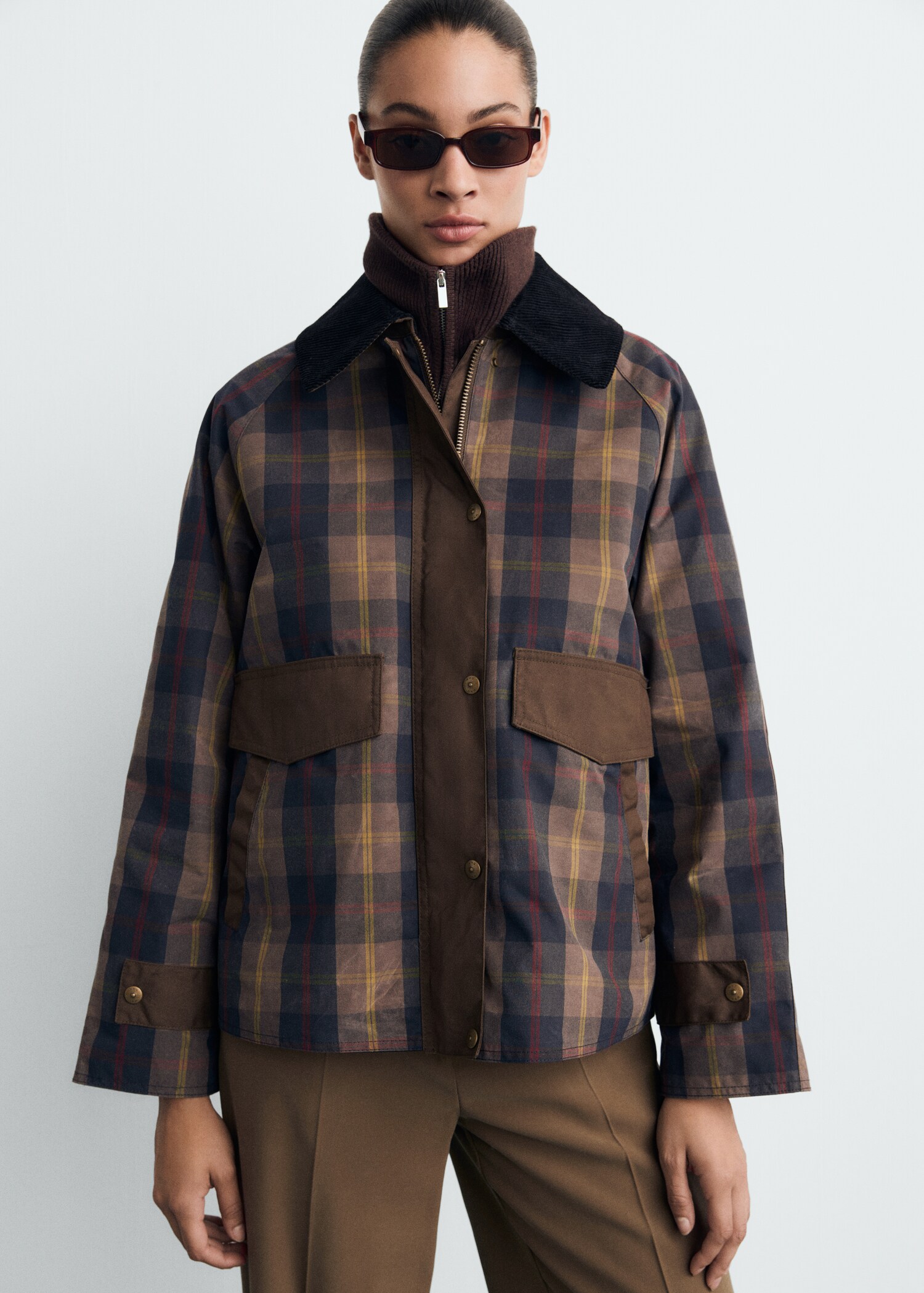 Checked parka with contrasting collar - Medium plane