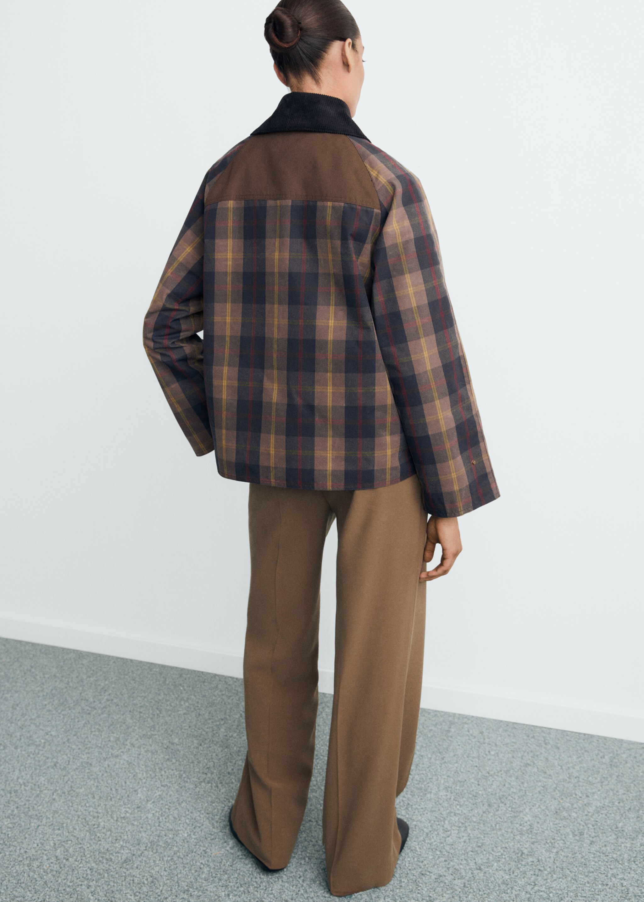 Checked parka with contrasting collar - Reverse of the article, Dark Navy. Ref: 87044072-00.