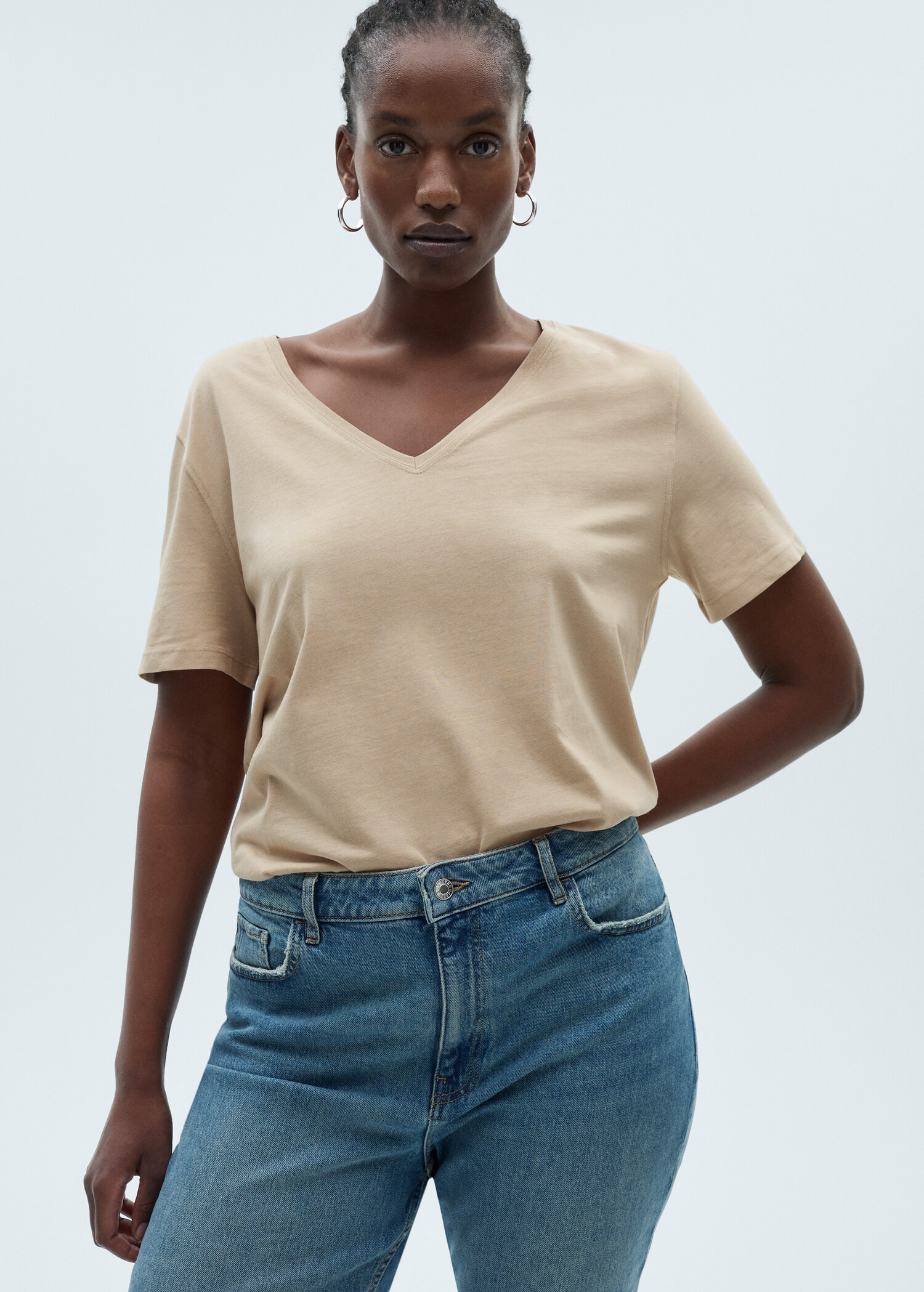 V-neck cotton T-shirt - Details of the article 5