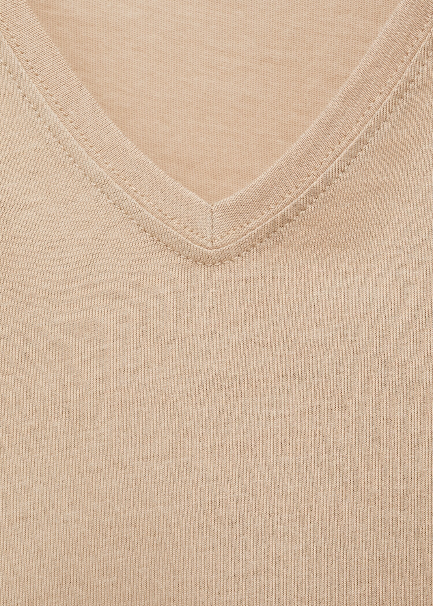 V-neck cotton T-shirt - Details of the article 8