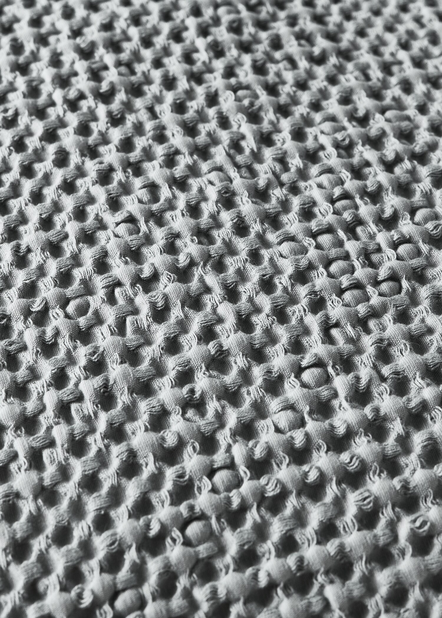Children’s waffle-cotton garment-dyed cushion cover  40x40cm - Details of the article 2