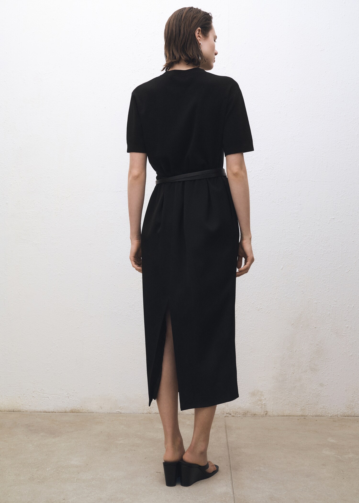 Short-sleeved wool-blend sweater - Reverse of the article