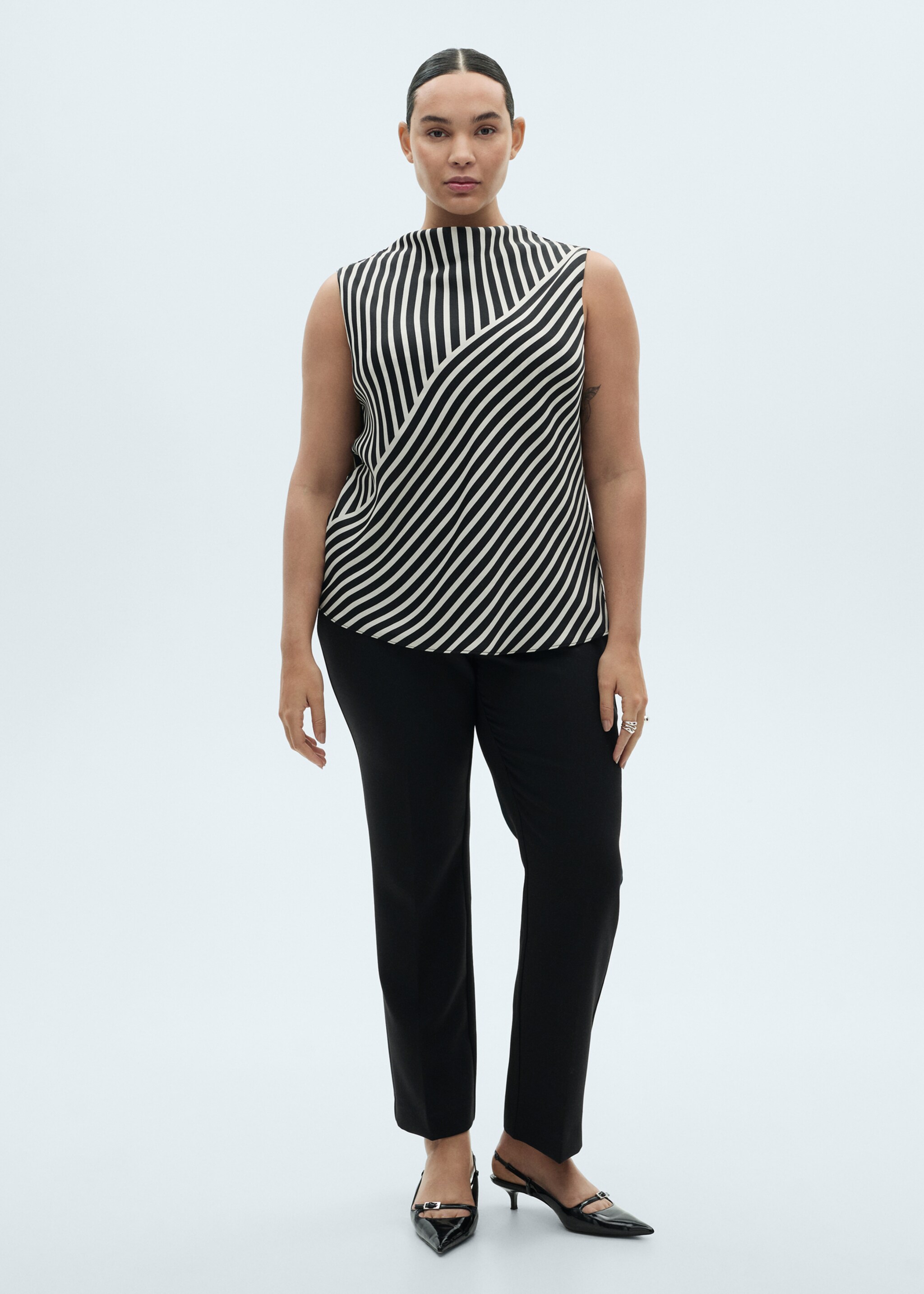 Striped perkins-neck blouse - Details of the article 3