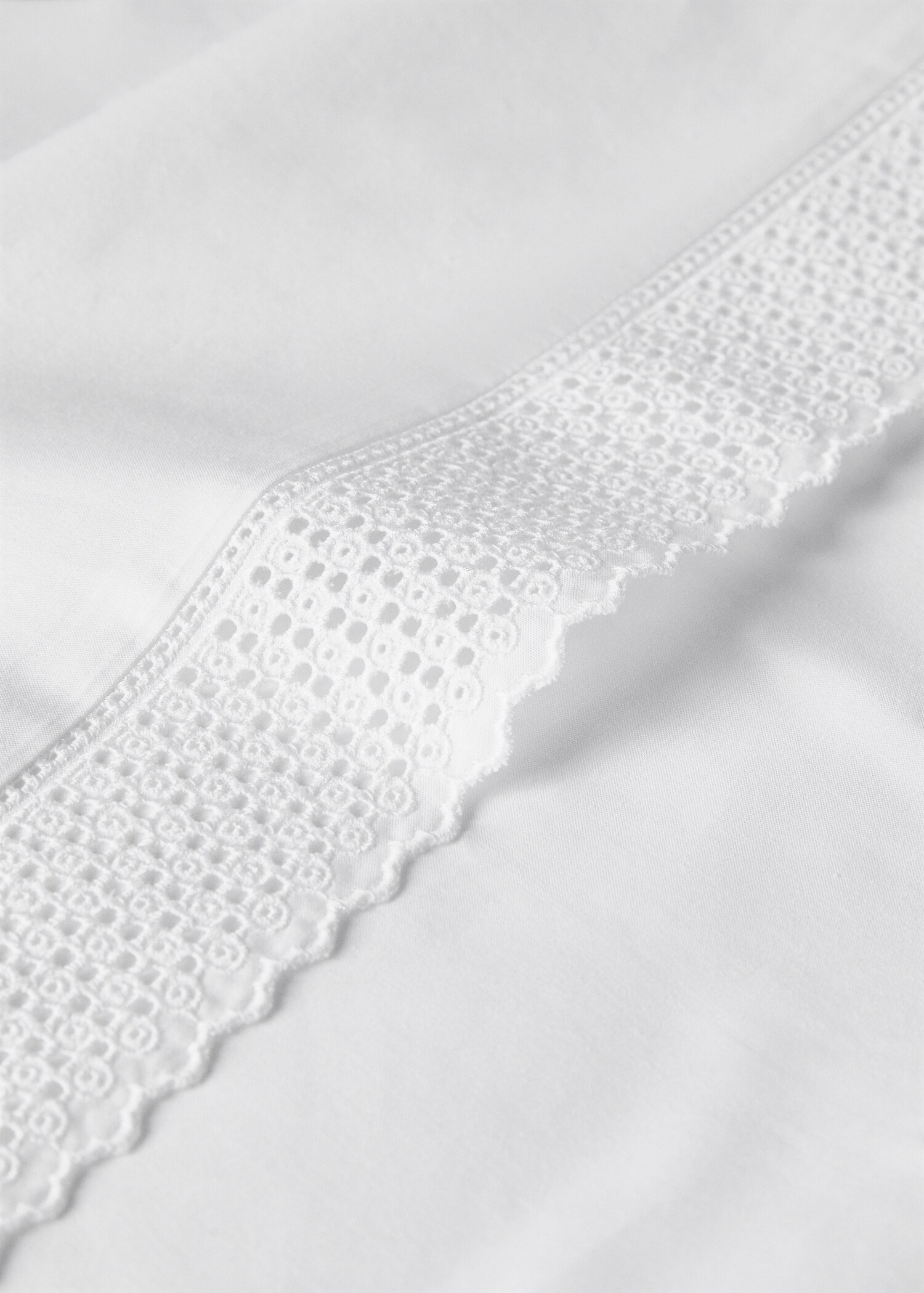 Cotton percale embroidered sheet set for cot - Details of the article 1