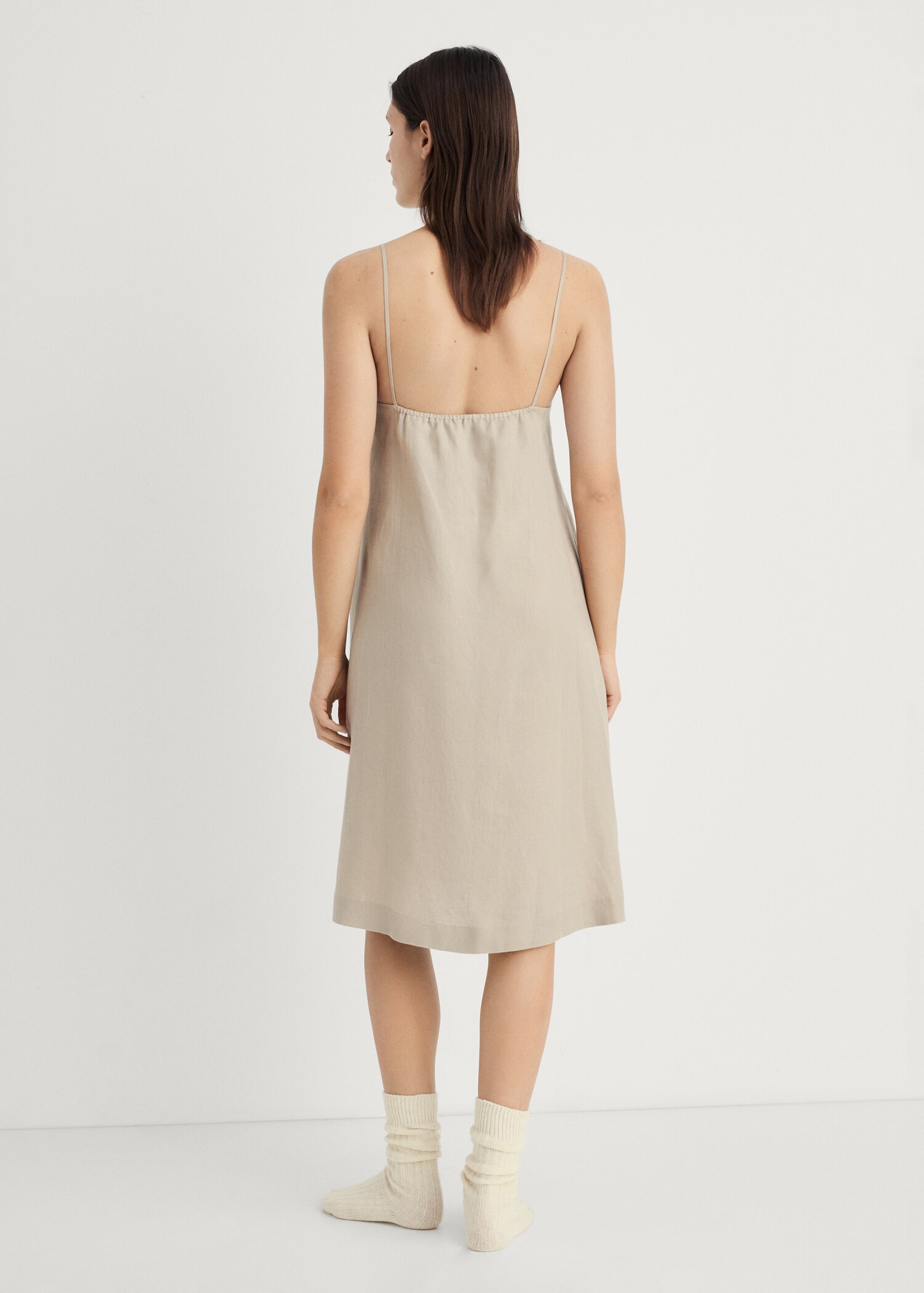 Linen nightgown - Reverse of the article
