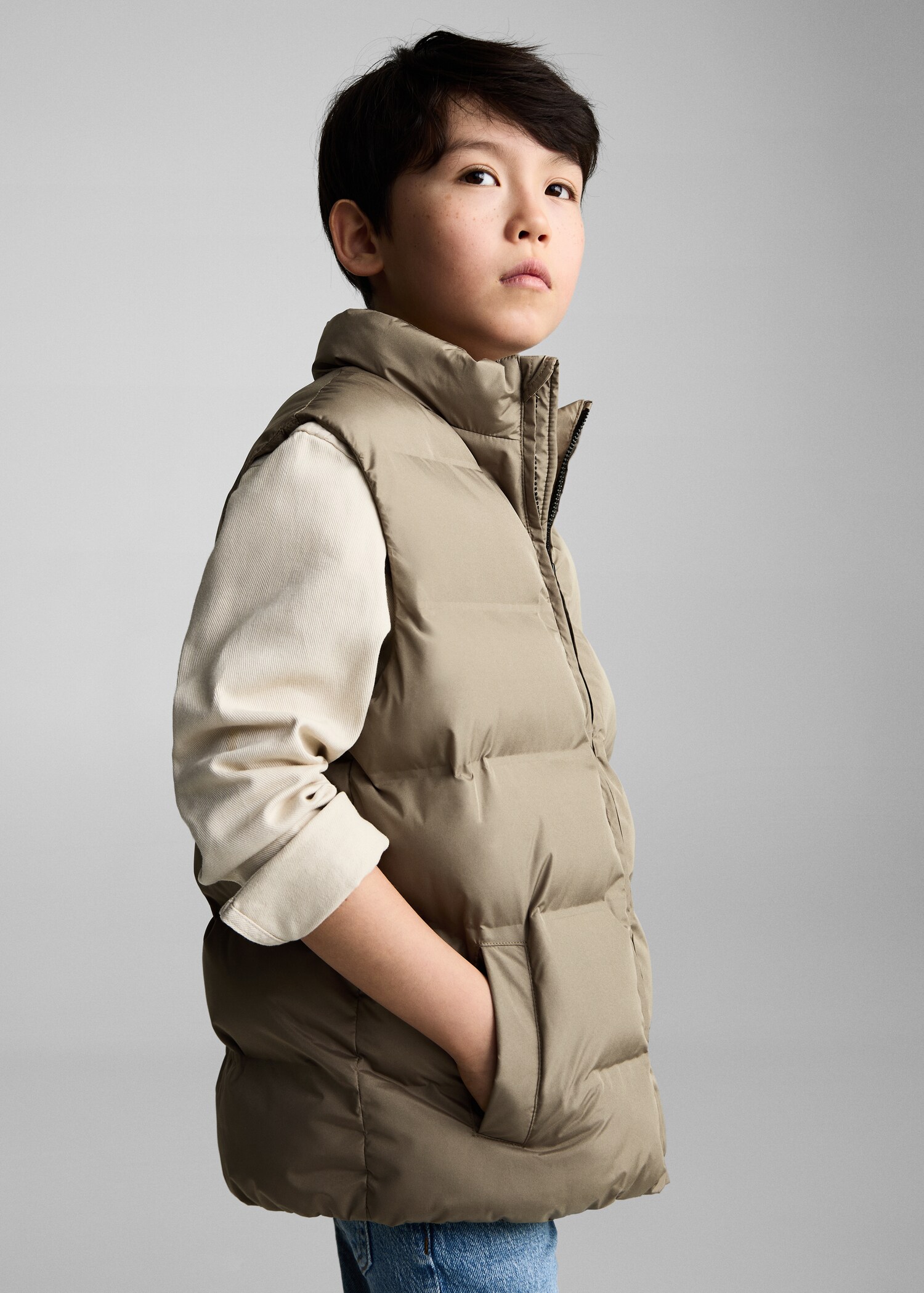 Quilted gilet with pockets - Medium plane