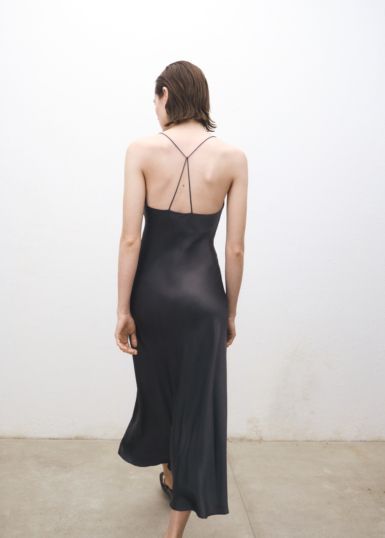 Silk dress with draped neckline - Reverse of the article