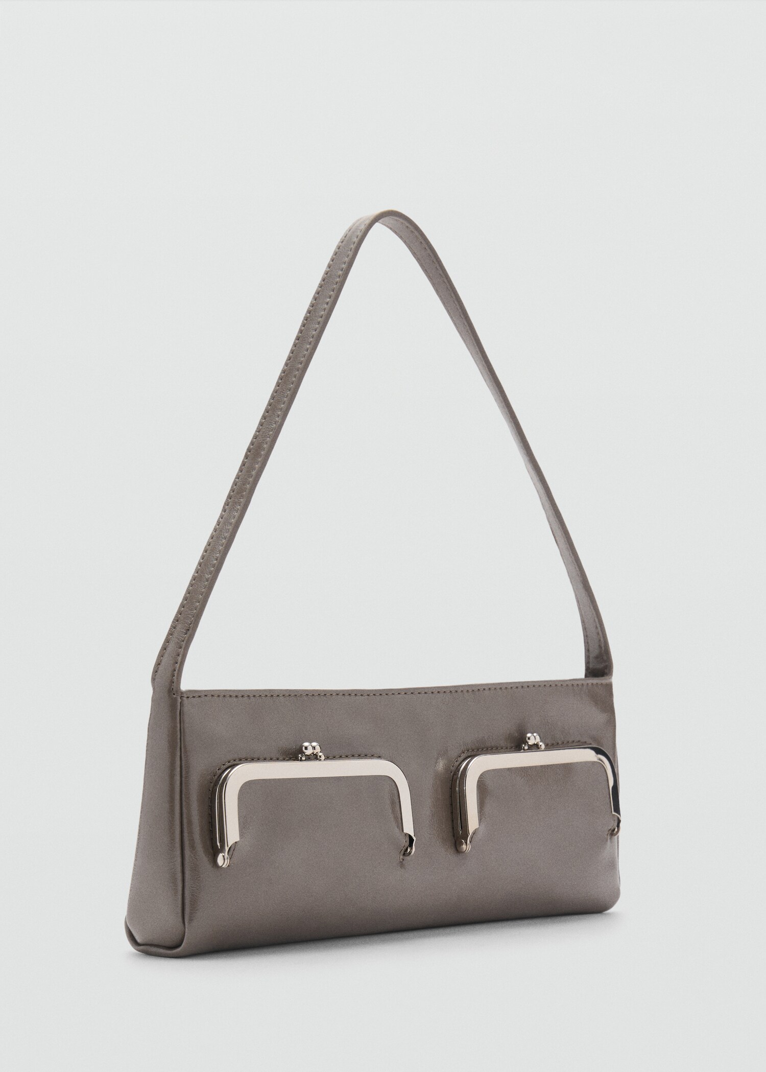 Sac porté épaule poches pochette - Plan moyen