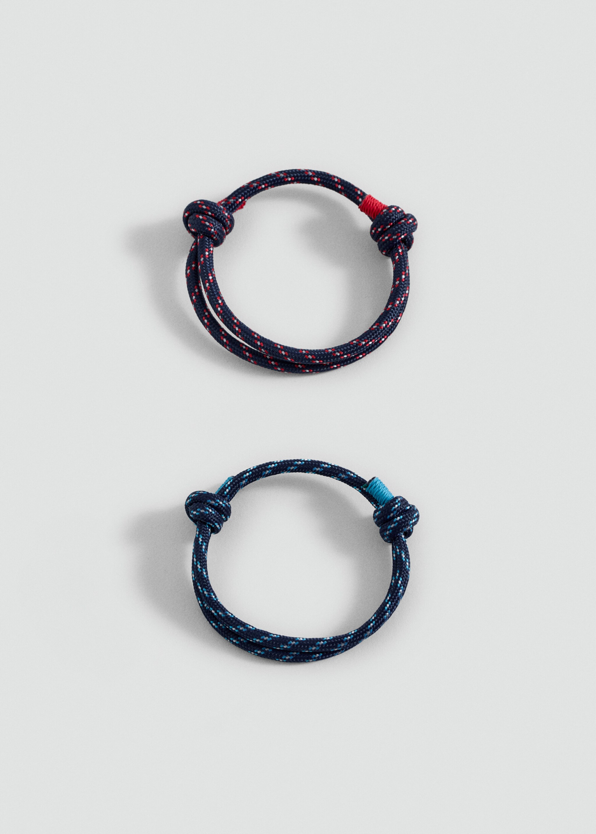 Set bracelets cordon - Plan moyen
