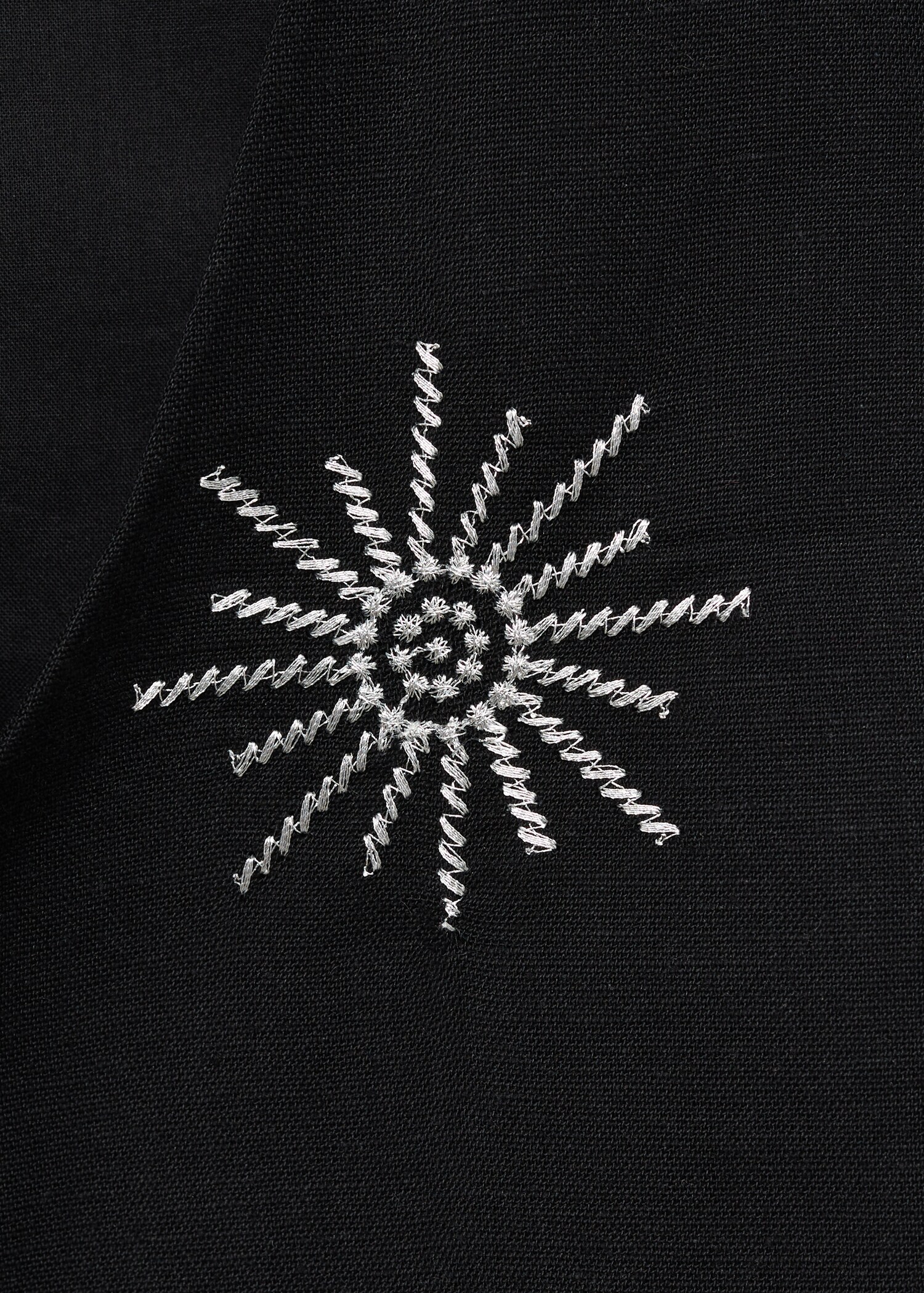 Embroidered top with bow closure - Details of the article 0