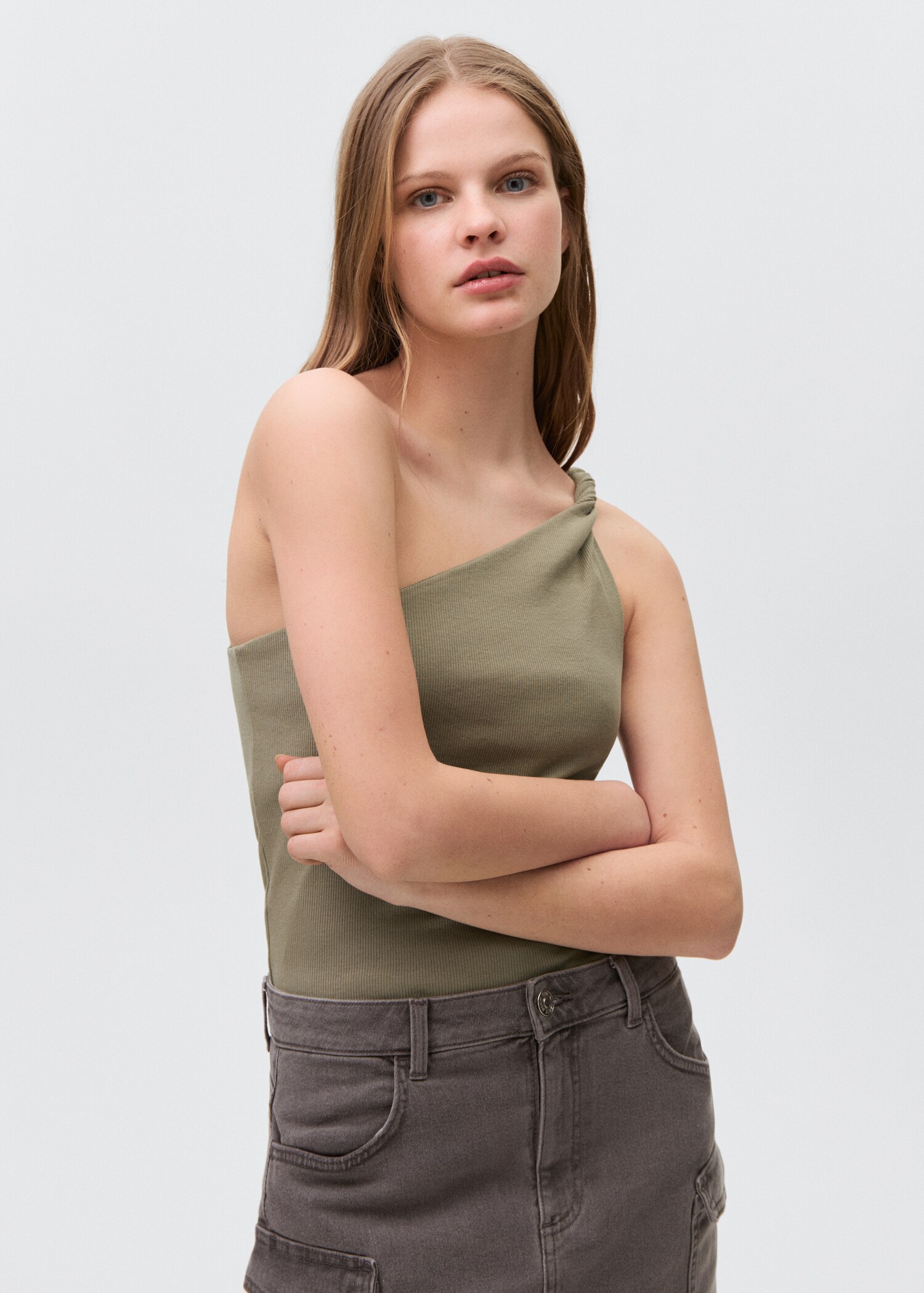 Top asymétrique coton - Plan moyen
