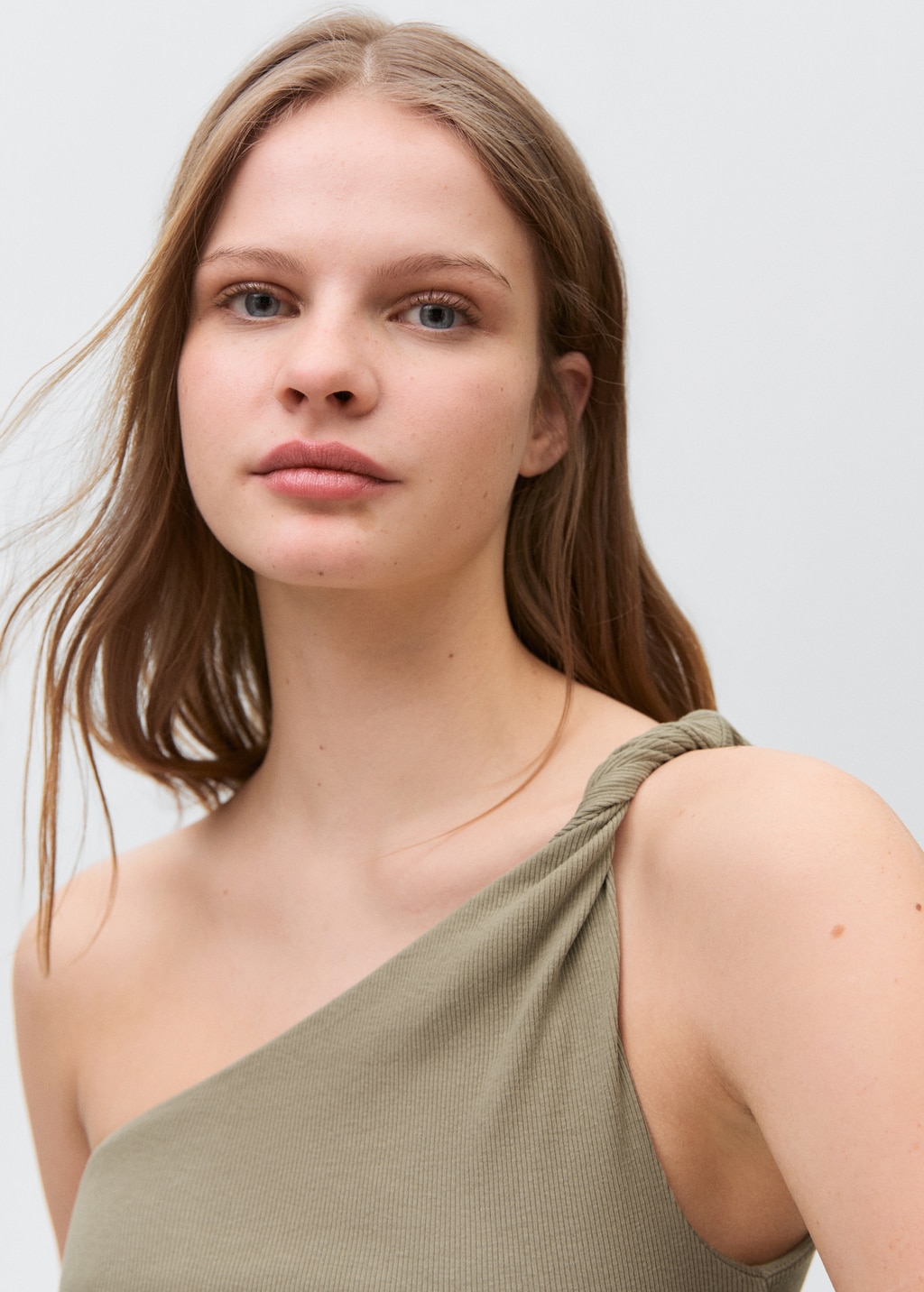 Asymmetrical cotton top