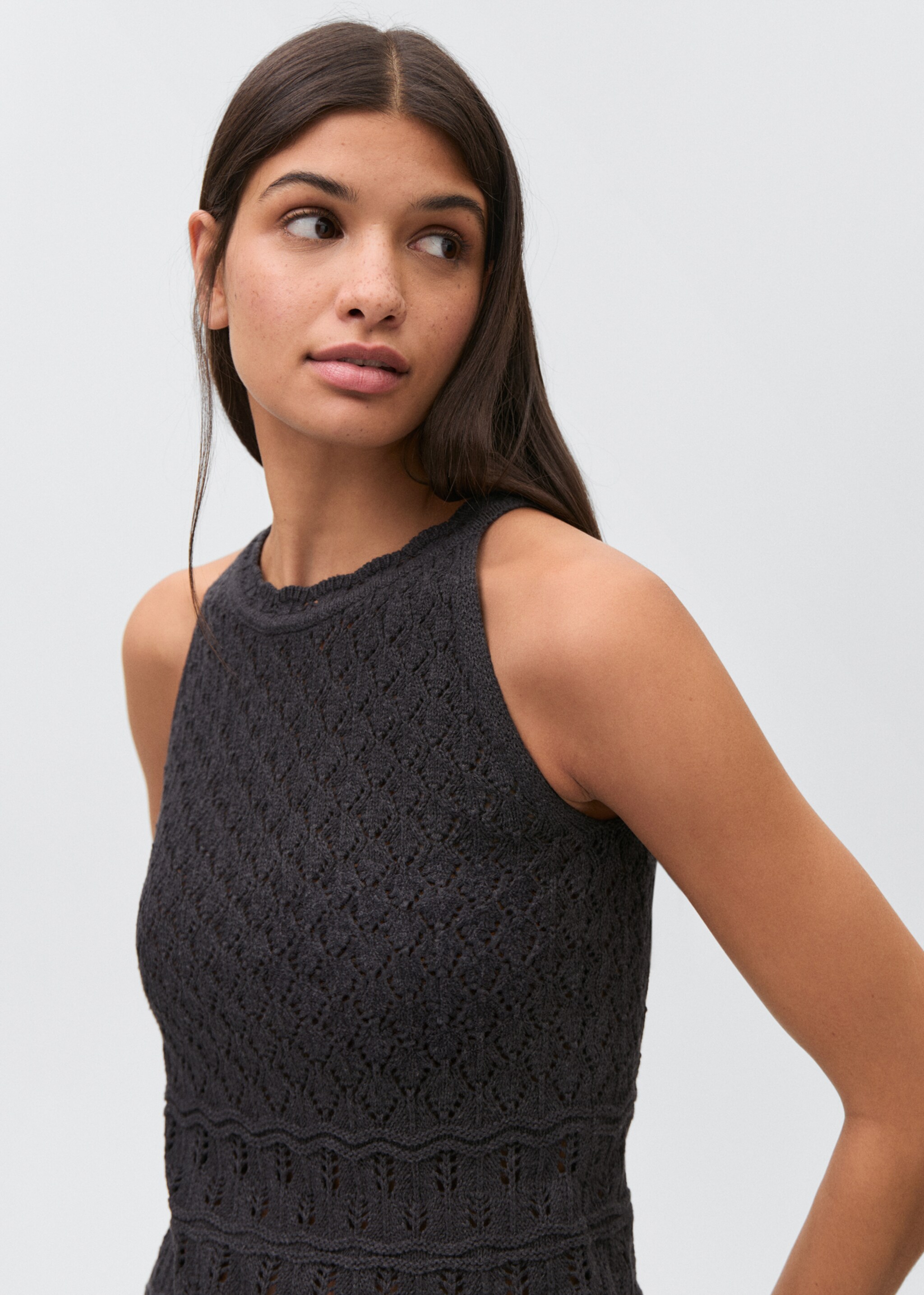 Top mit Broderie Anglaise-Einsatz - Detail des Artikels 1