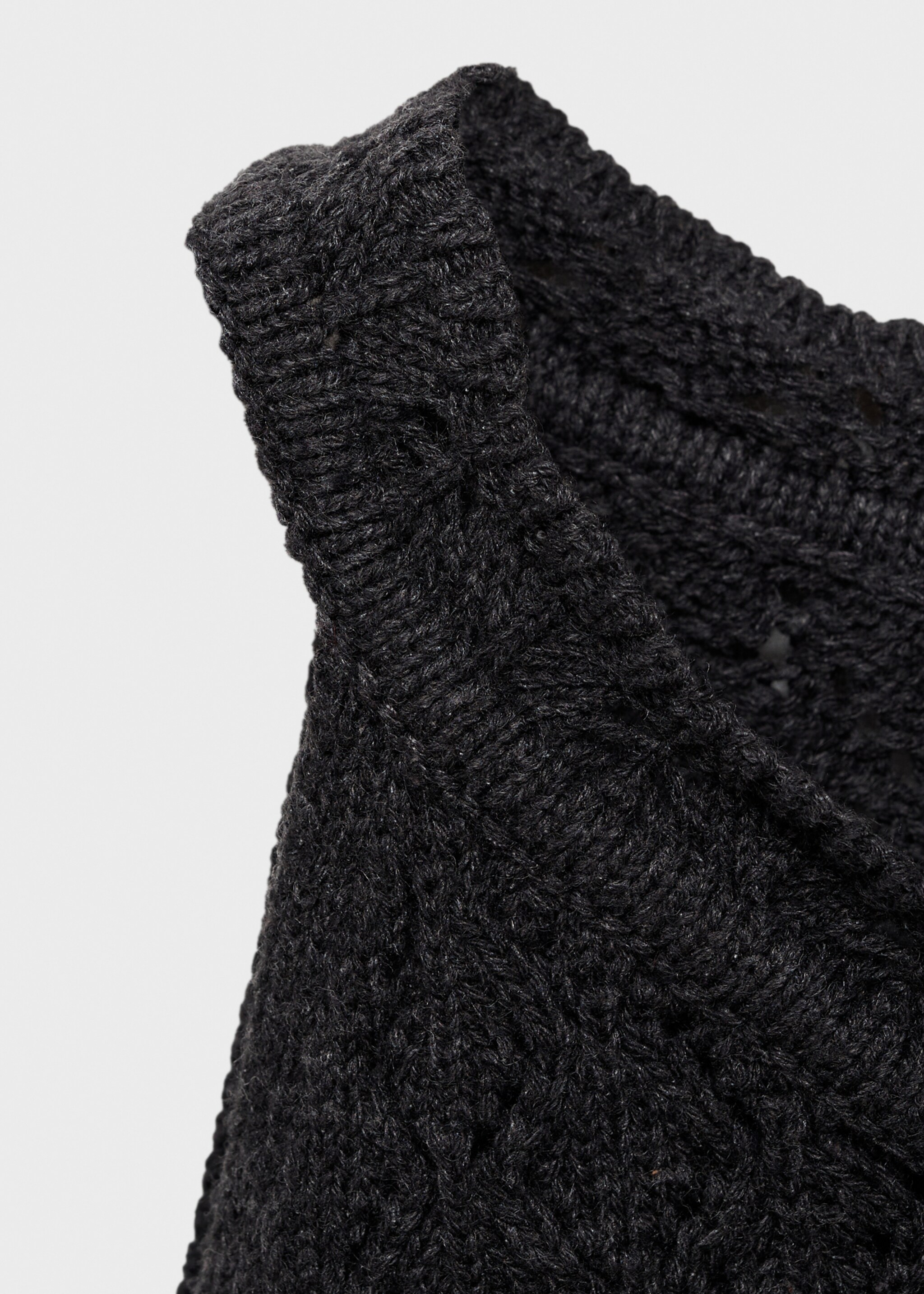Top mit Broderie Anglaise-Einsatz - Detail des Artikels 8