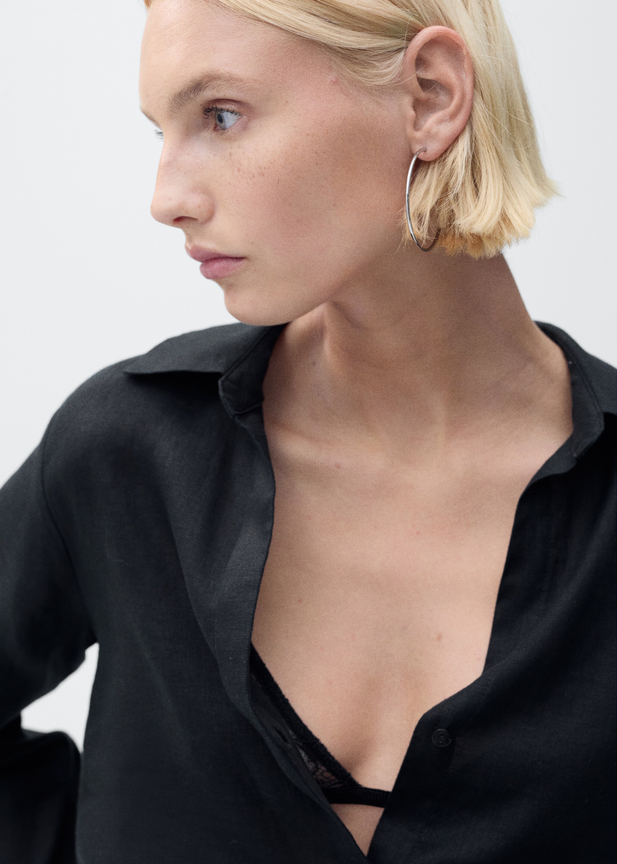 Straight linen shirt - Details of the article 1