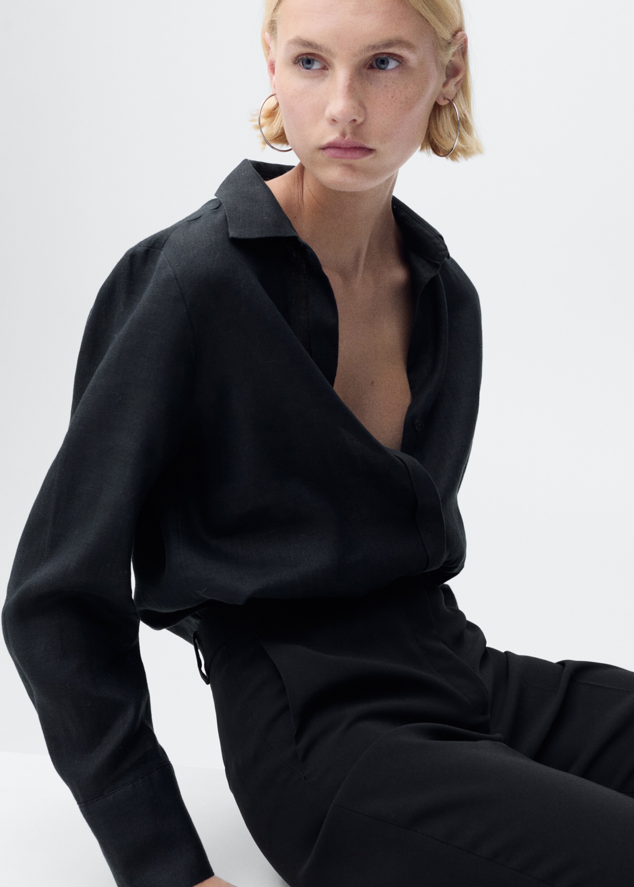 Straight linen shirt - Details of the article 2