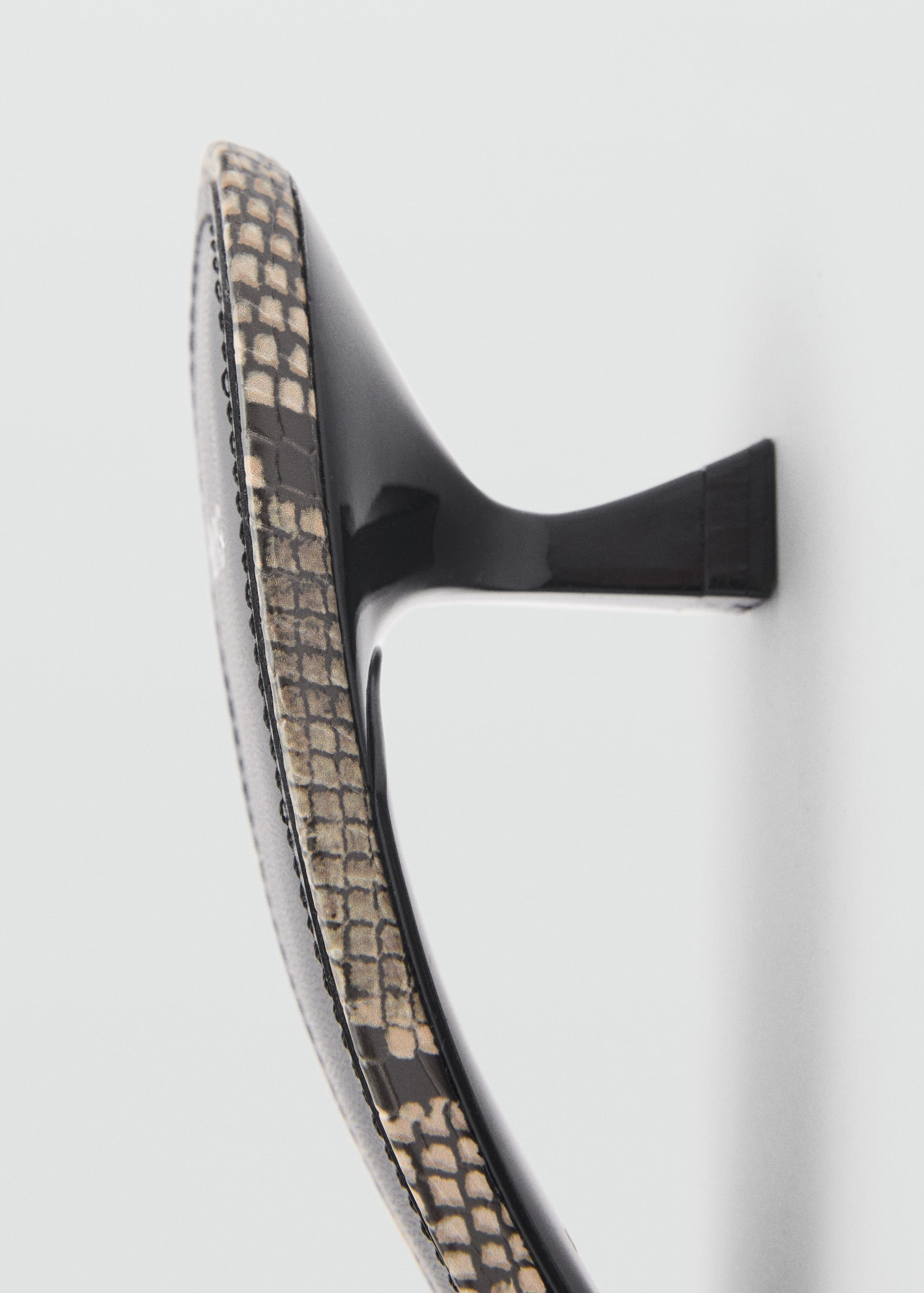 Animal-print sandals with strap - Women | MANGO USA