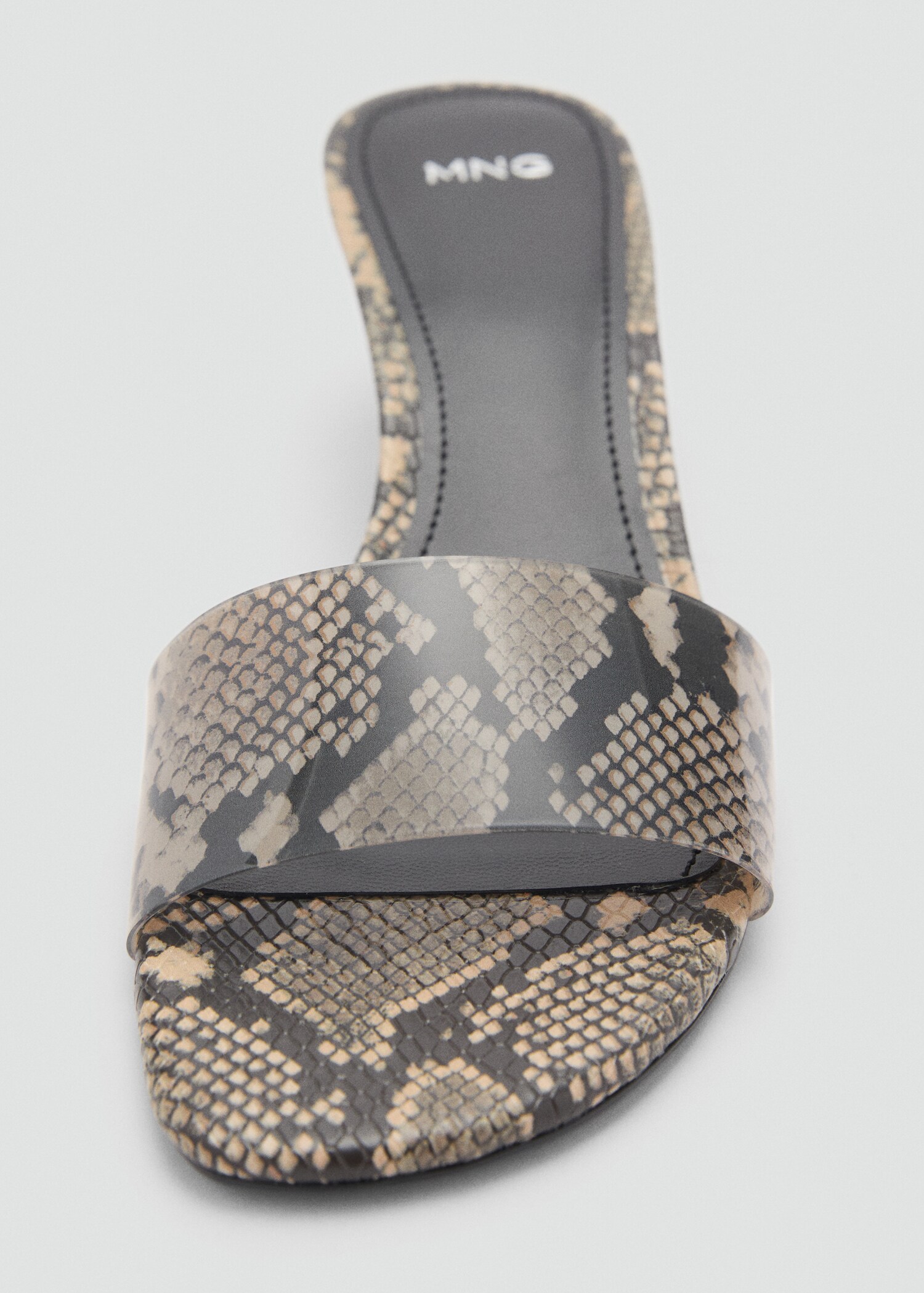 Animal-print sandals with strap - Details of the article 2