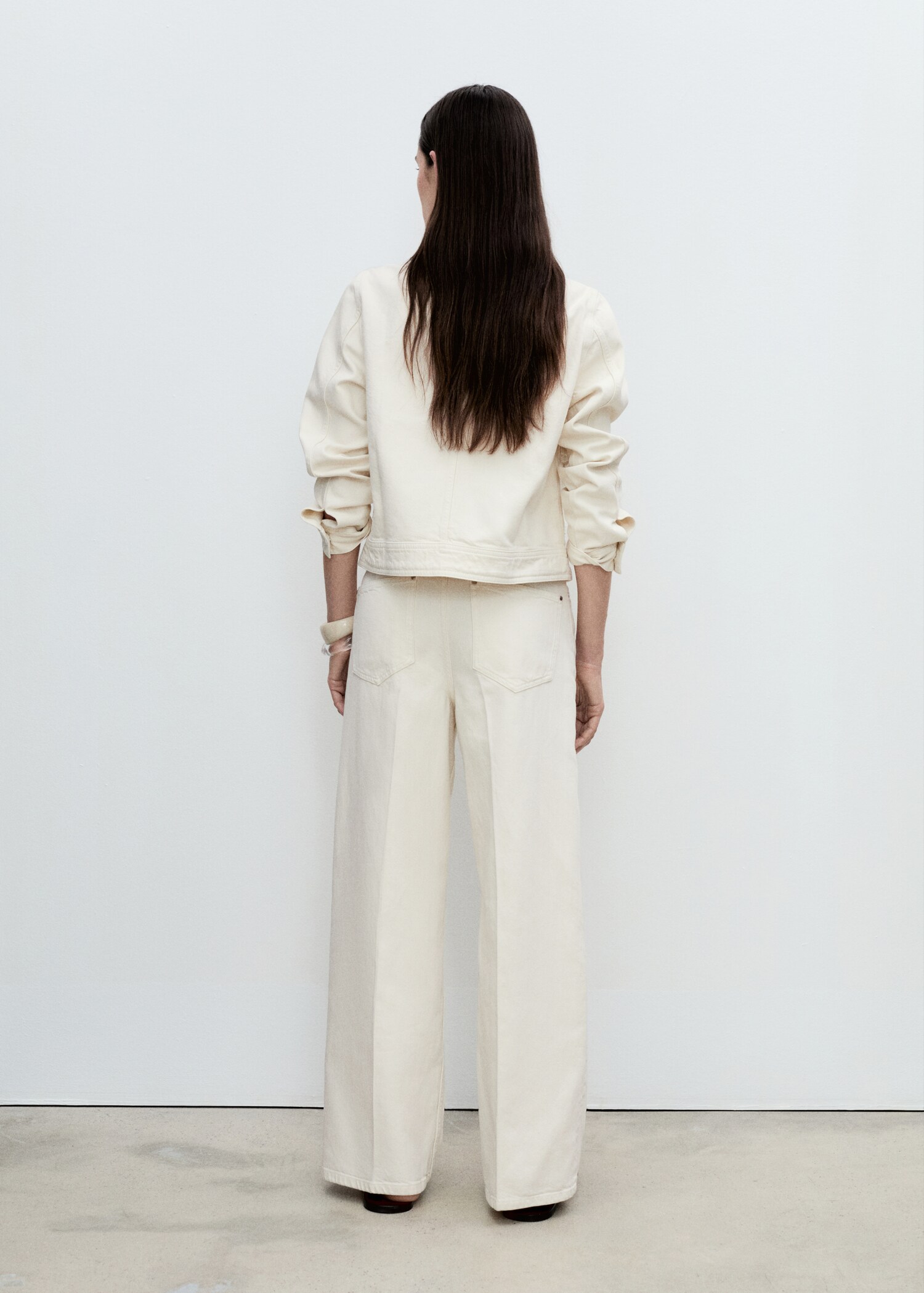 Wideleg jeans with belt - Reverse of the article