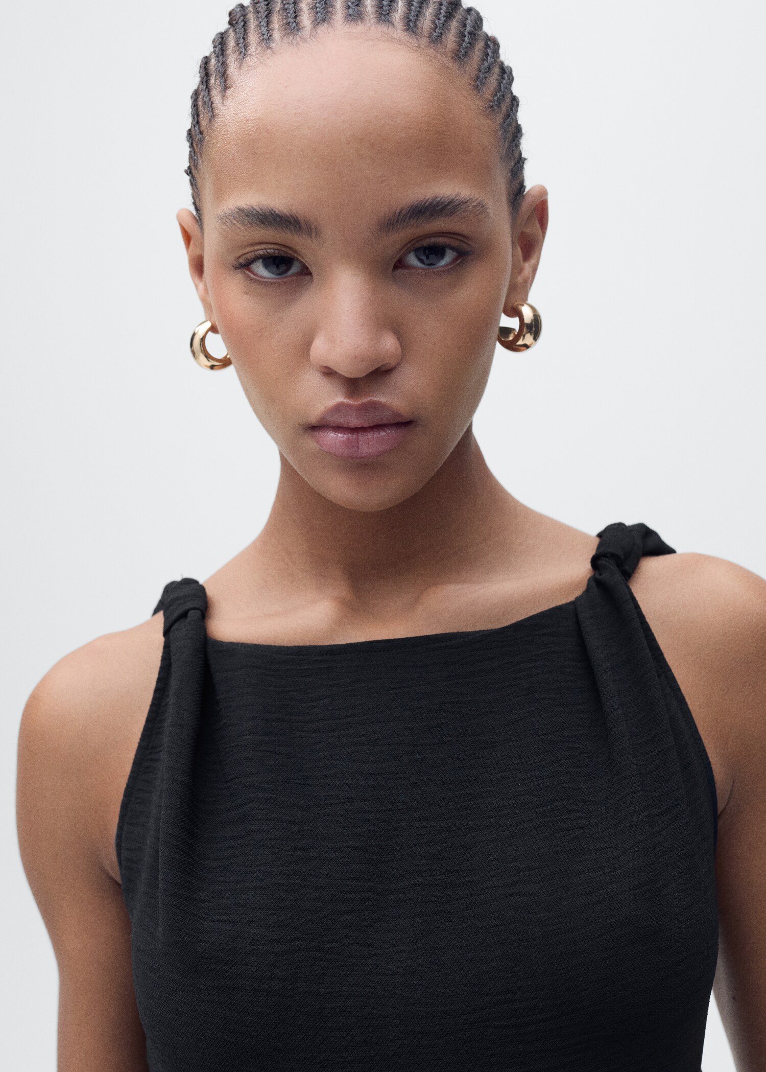 Long asymmetric dress - Details of the article 1