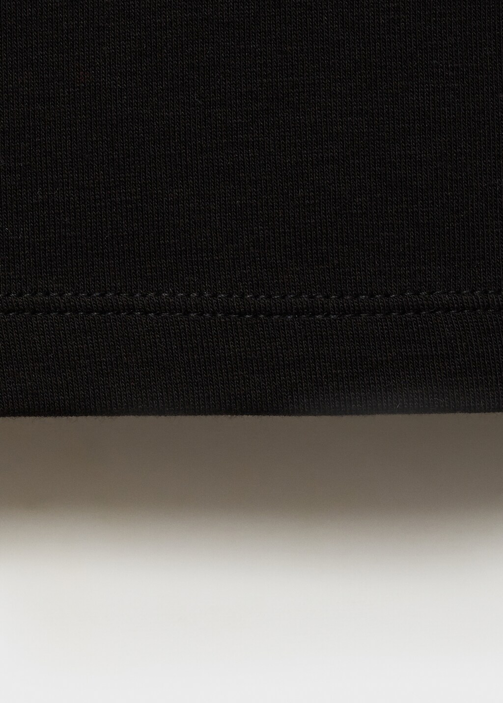 Cotton t-shirt with contrasting trim