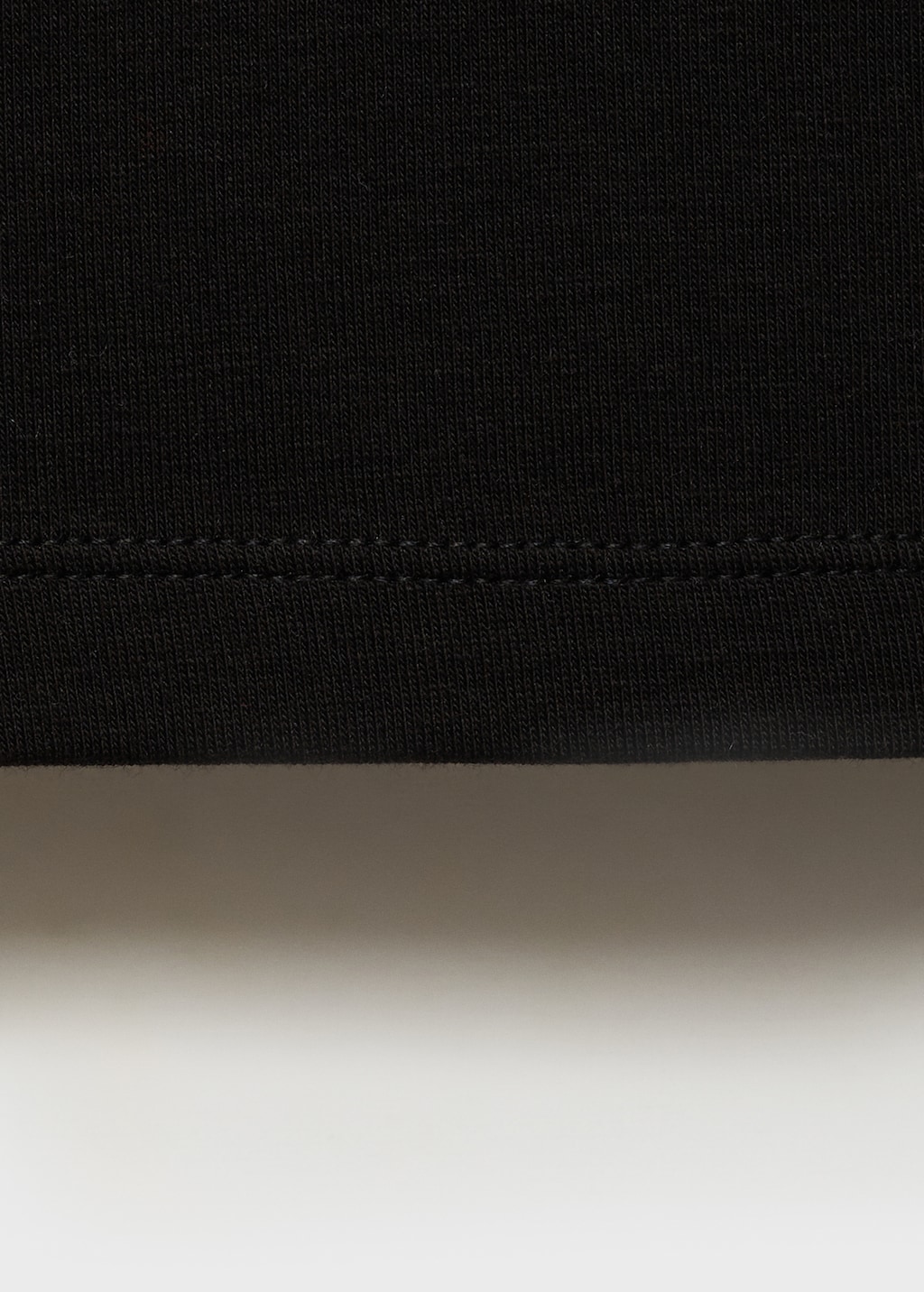 Cotton t-shirt with contrasting trim