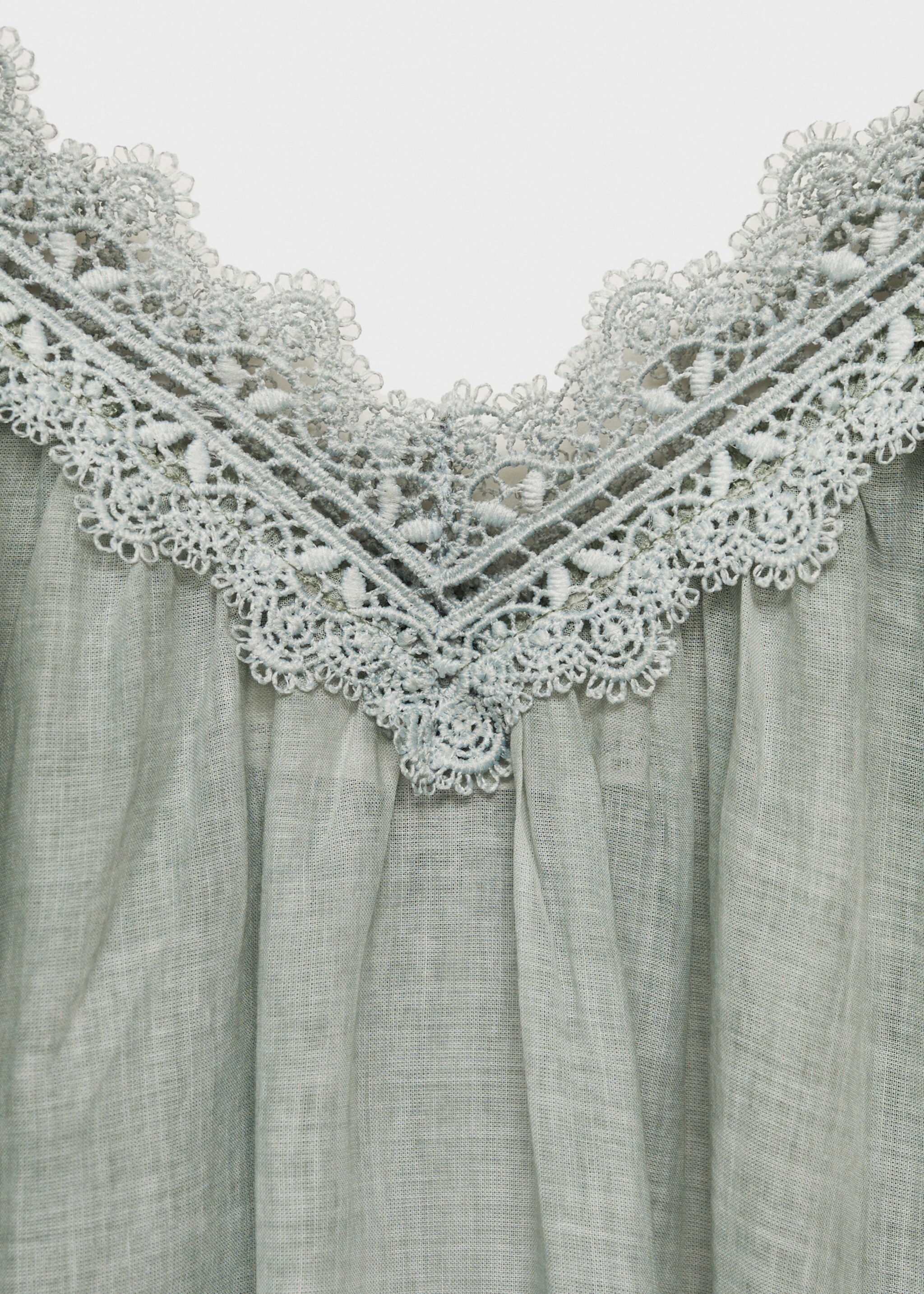 Overdyed lace cotton nightdress - Details of the article 8