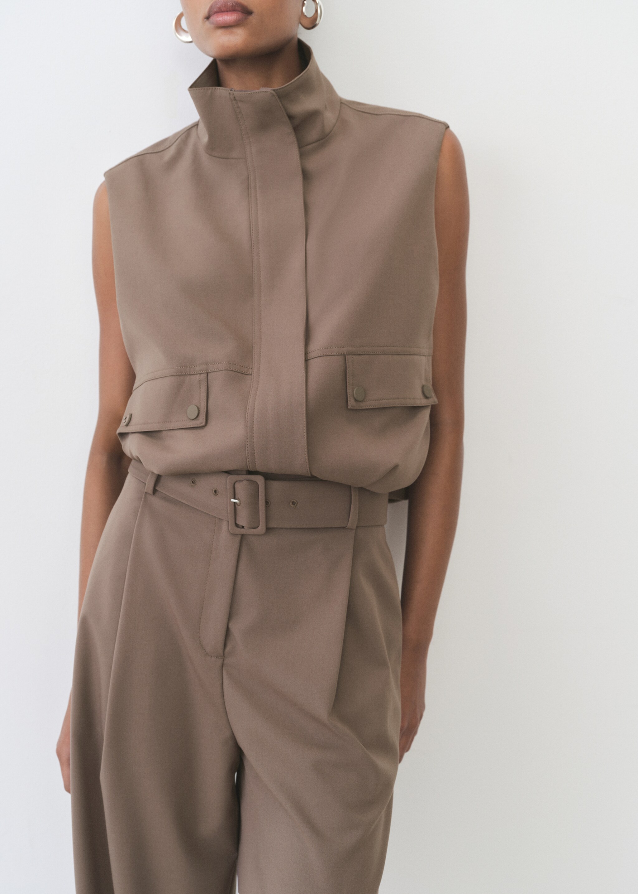 Belt straight-fit trousers - Details of the article 1