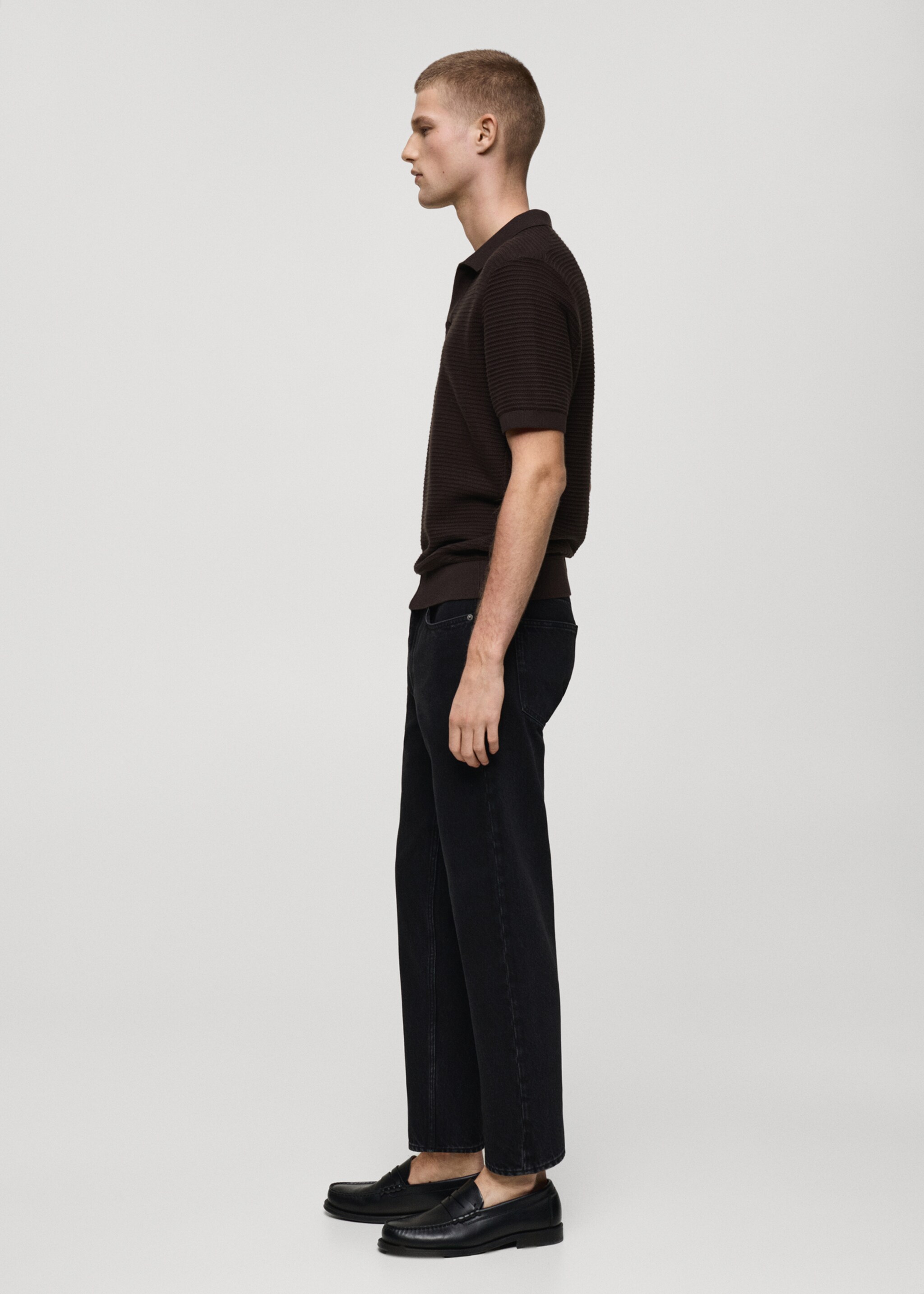 Cropped carrot-fit jeans - Details of the article 2