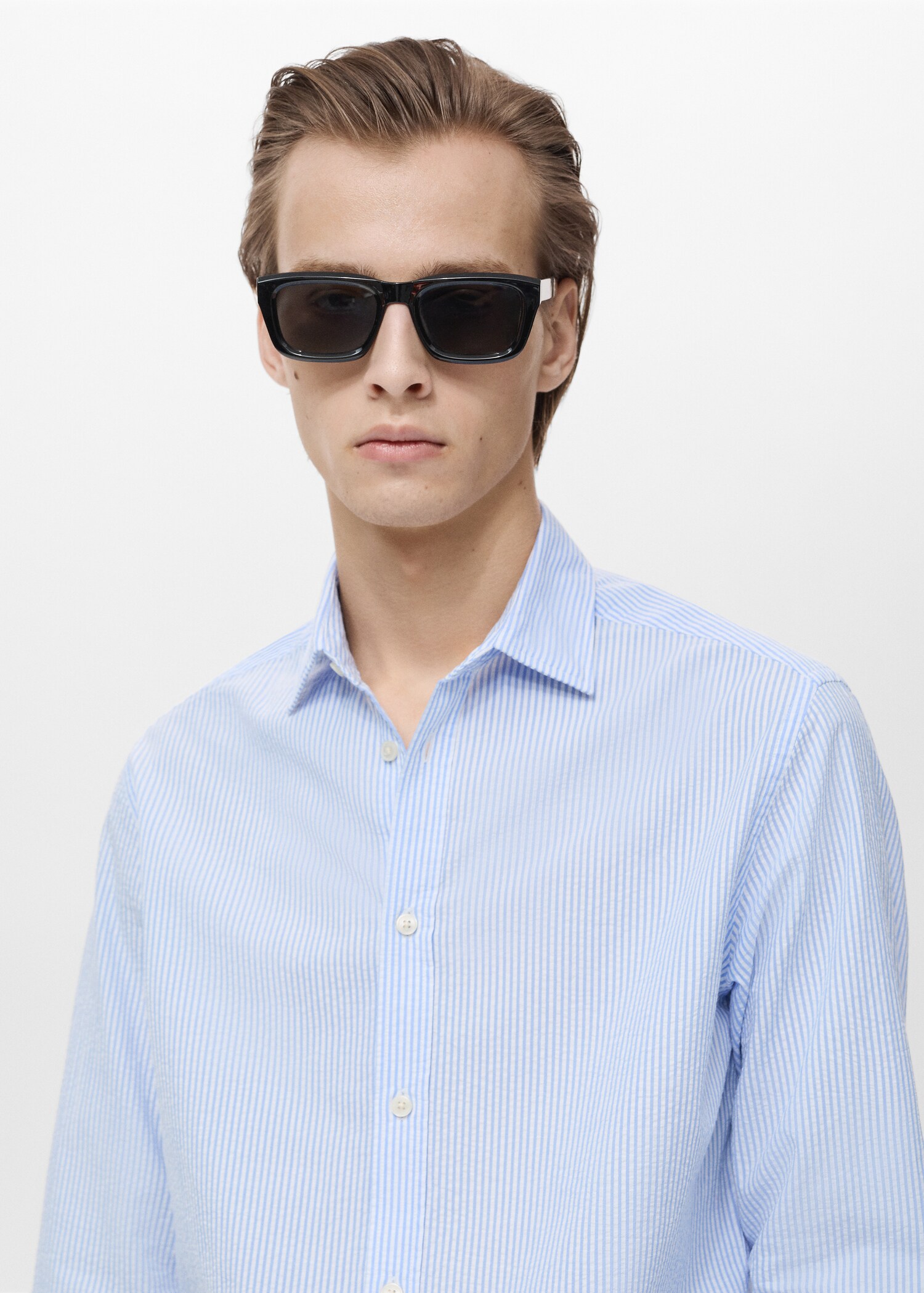 Striped seersucker shirt - Details of the article 6
