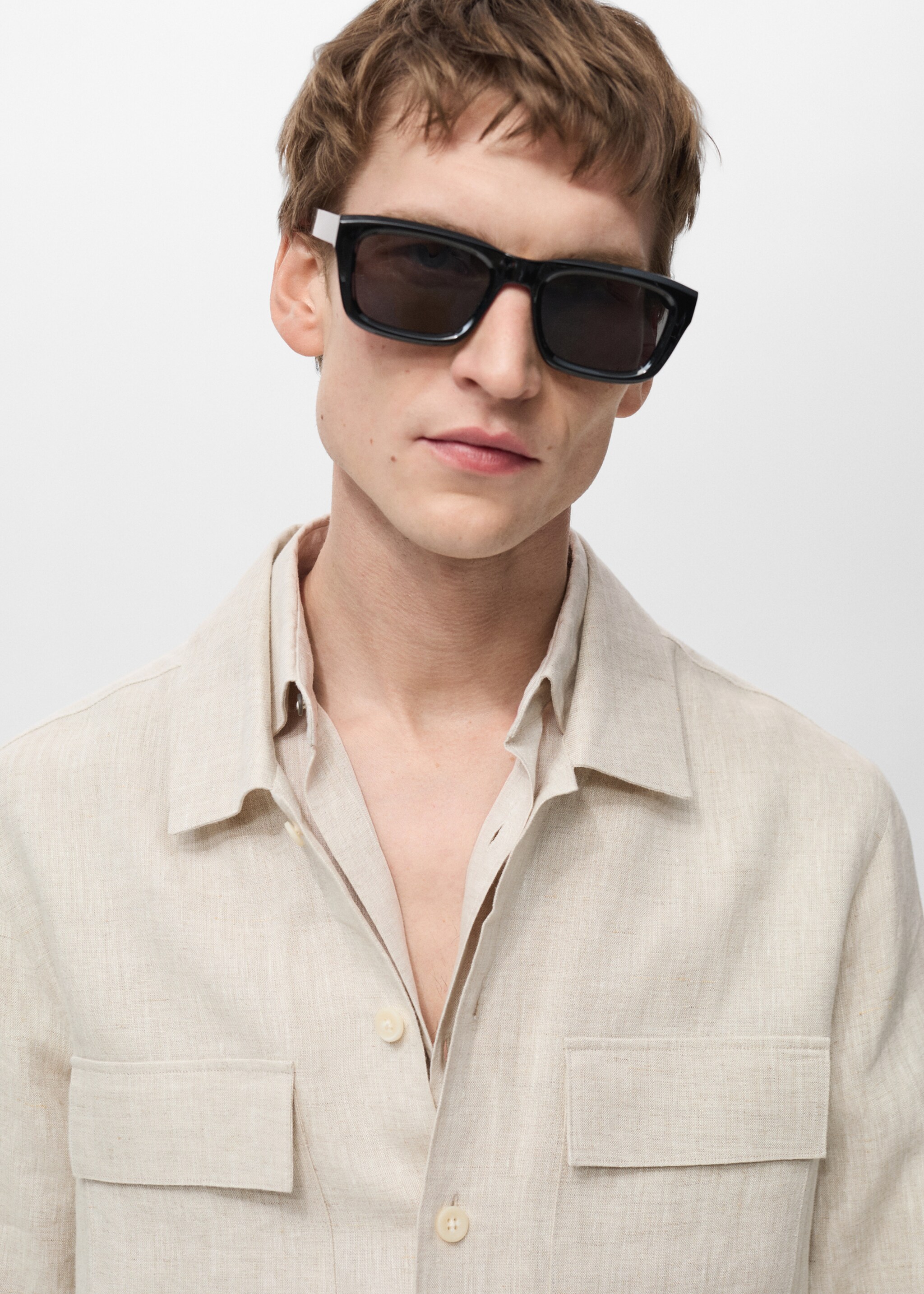 100% linen overshirt with pockets - Details of the article 1
