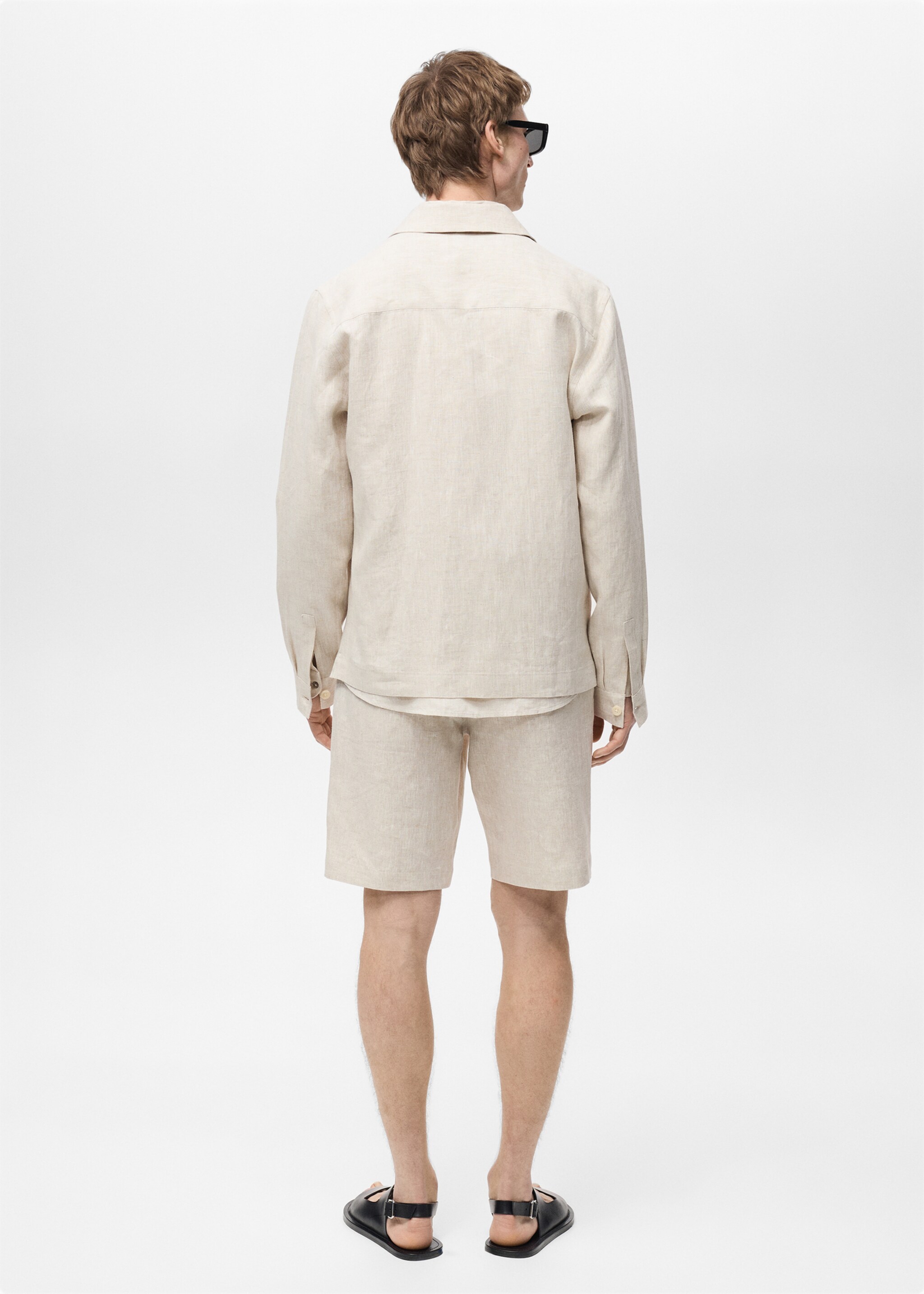 100% linen overshirt with pockets - Reverse of the article