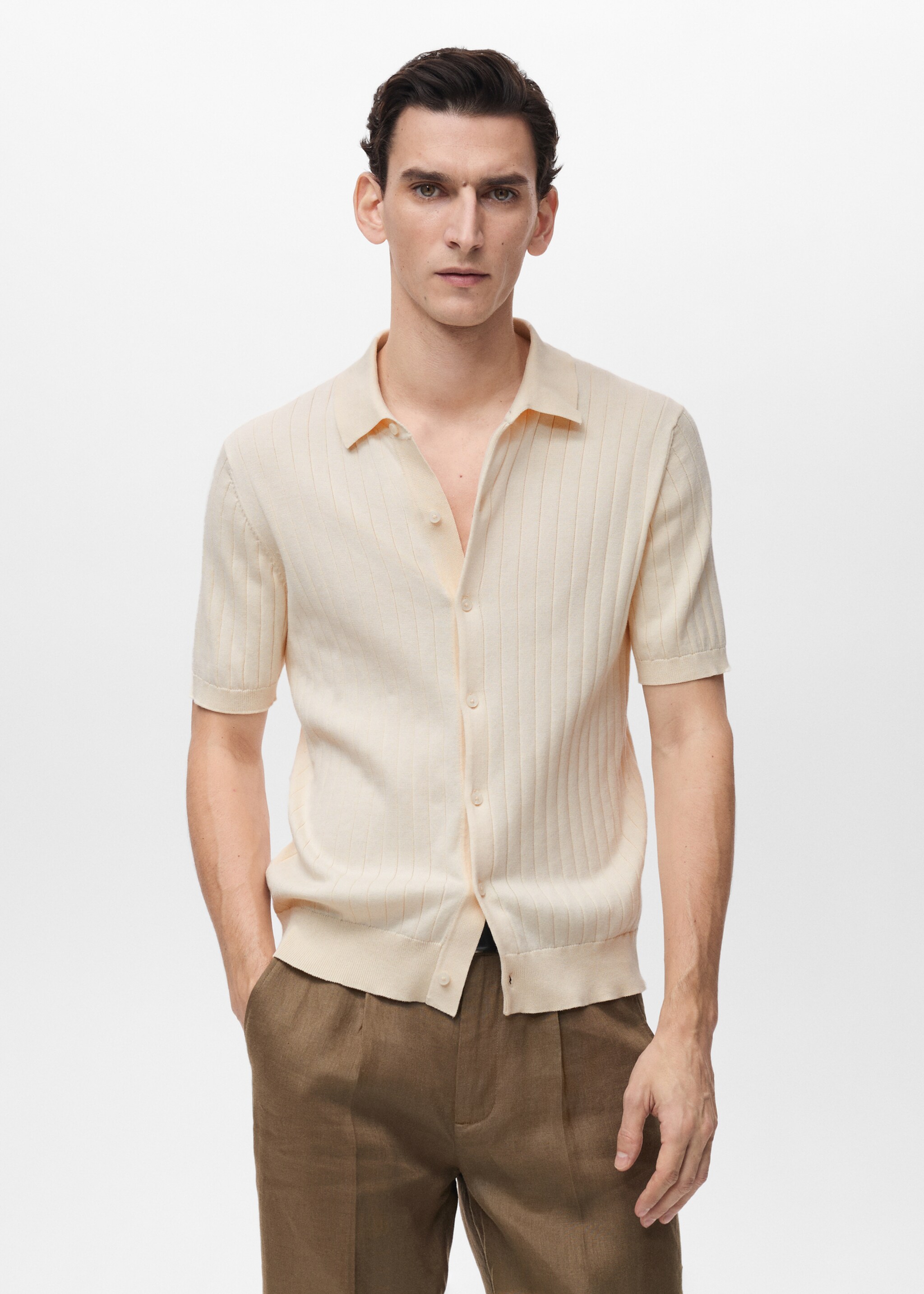 Chemise maille côtelée fine - Plan moyen