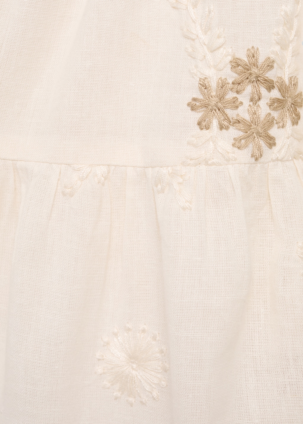 Short dress with embroidered detail