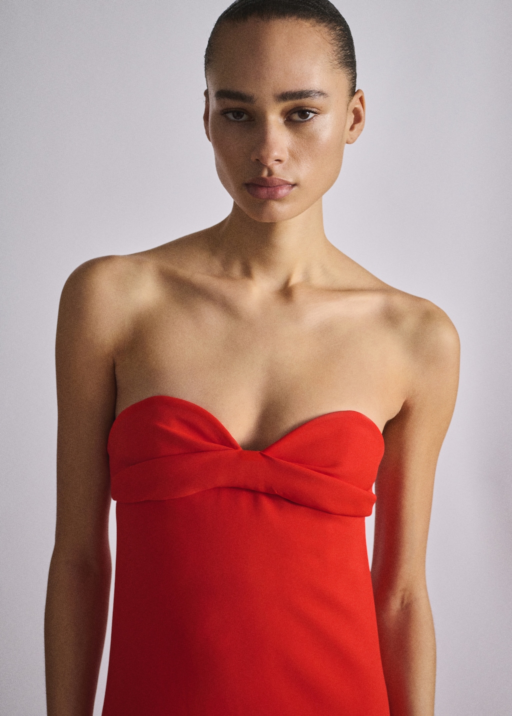 Strapless dress with sweetheart neckline