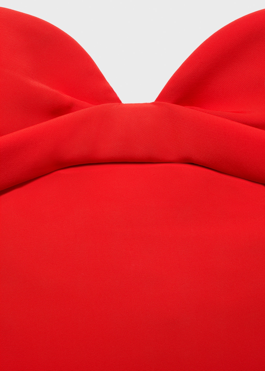 Strapless dress with sweetheart neckline