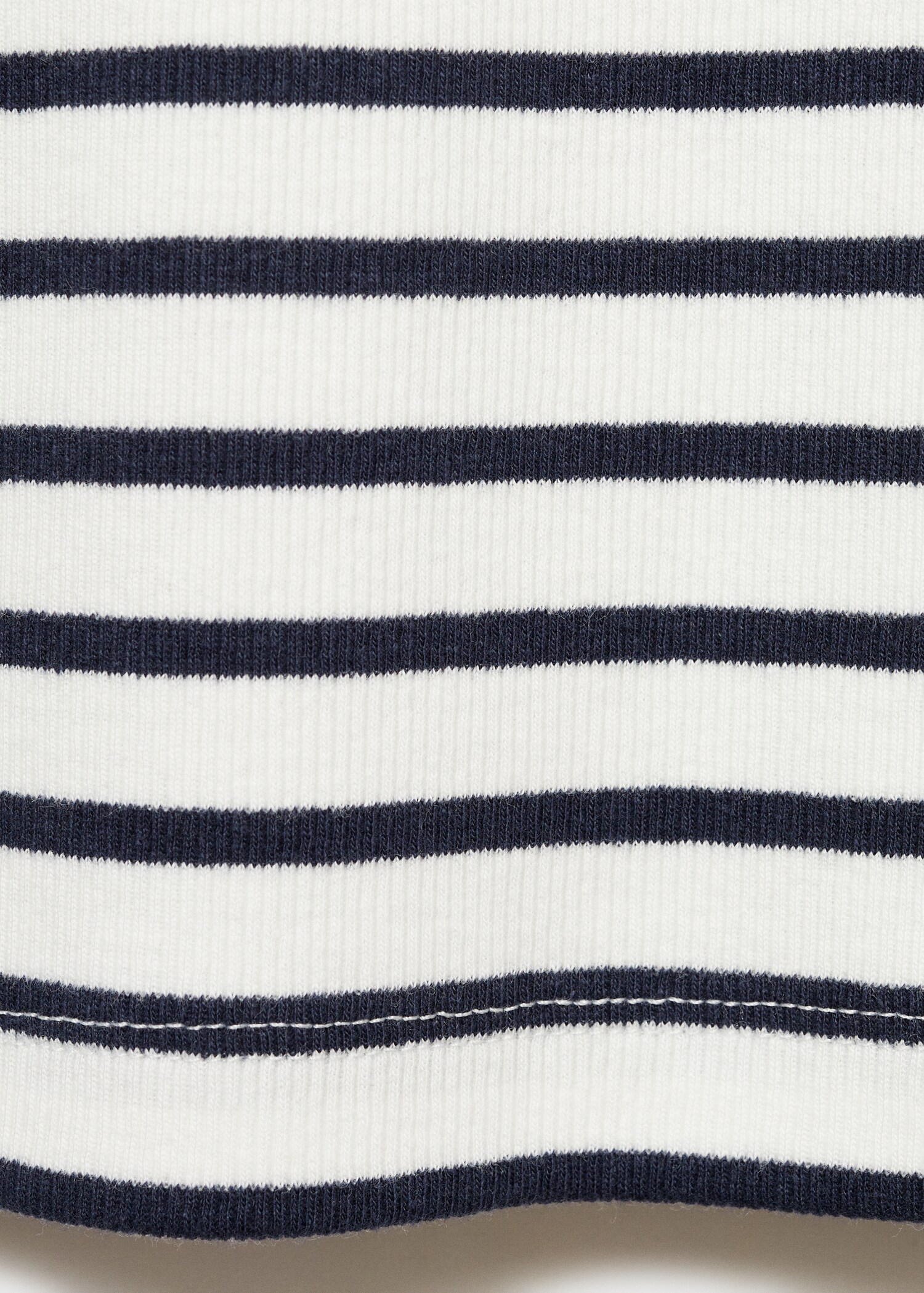 Striped top - Details of the article 0